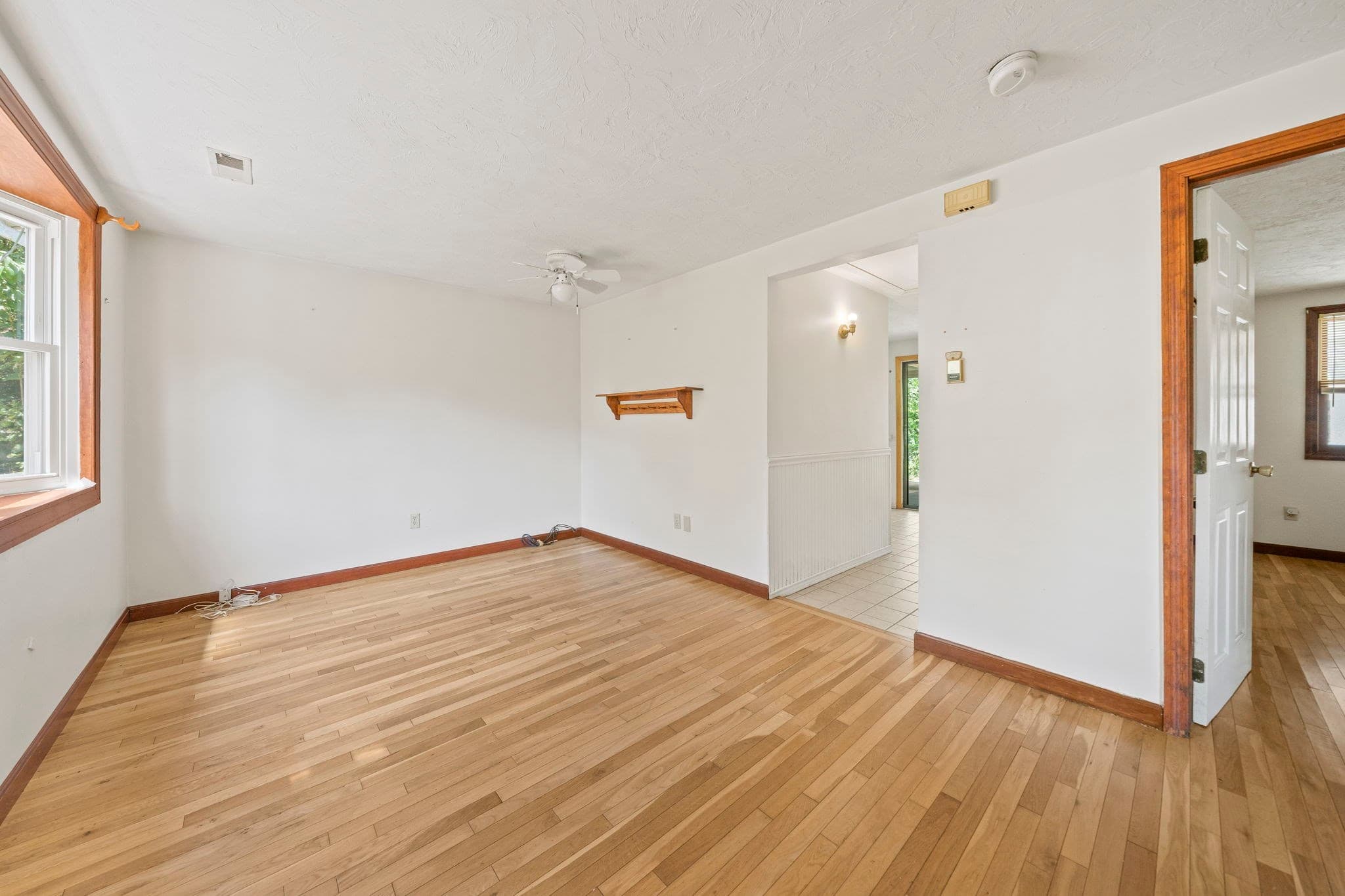 Condominium at 23 Hayward # 23, Randolph MA 02368, Randolph, photo 11 of 21