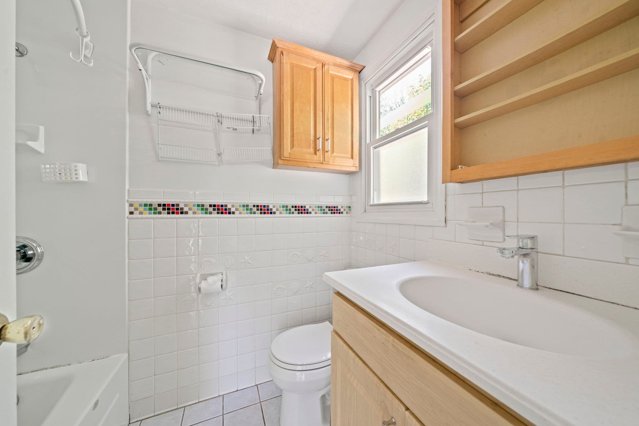 Condominium at 23 Hayward # 23, Randolph MA 02368, Randolph, photo 8 of 21