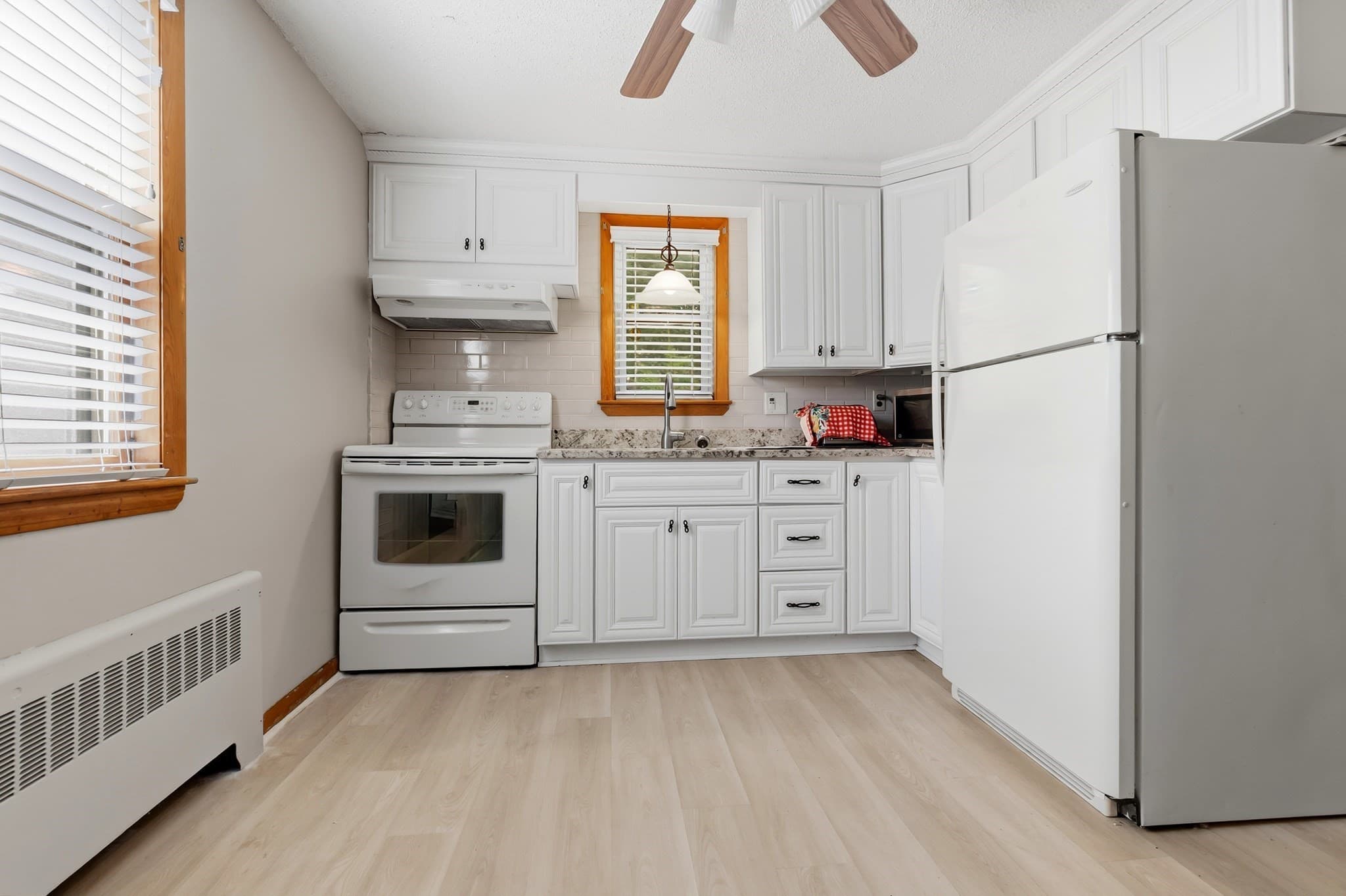 Single Family Residence at 1100 Main St, Woburn MA 01801, Woburn, photo 7 of 24