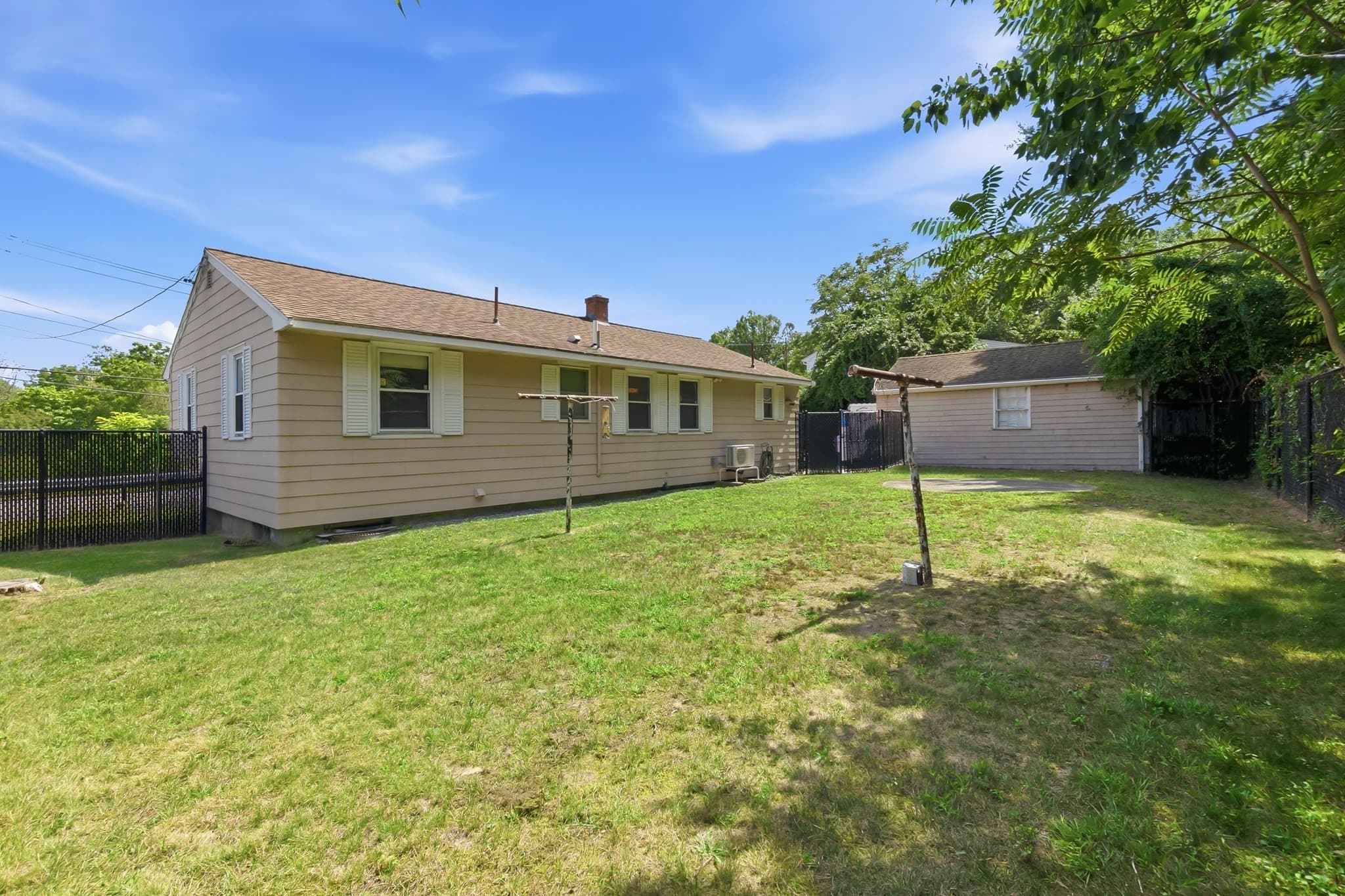 Single Family Residence at 1100 Main St, Woburn MA 01801, Woburn, photo 4 of 24