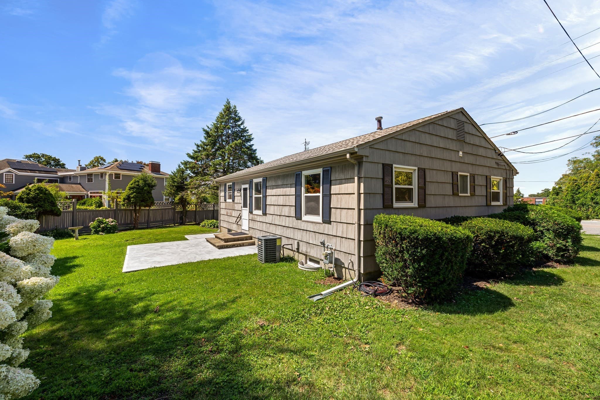 Single Family Residence at 1747 Highland Avenue, Fall River MA 02720, Fall River, photo 6 of 38