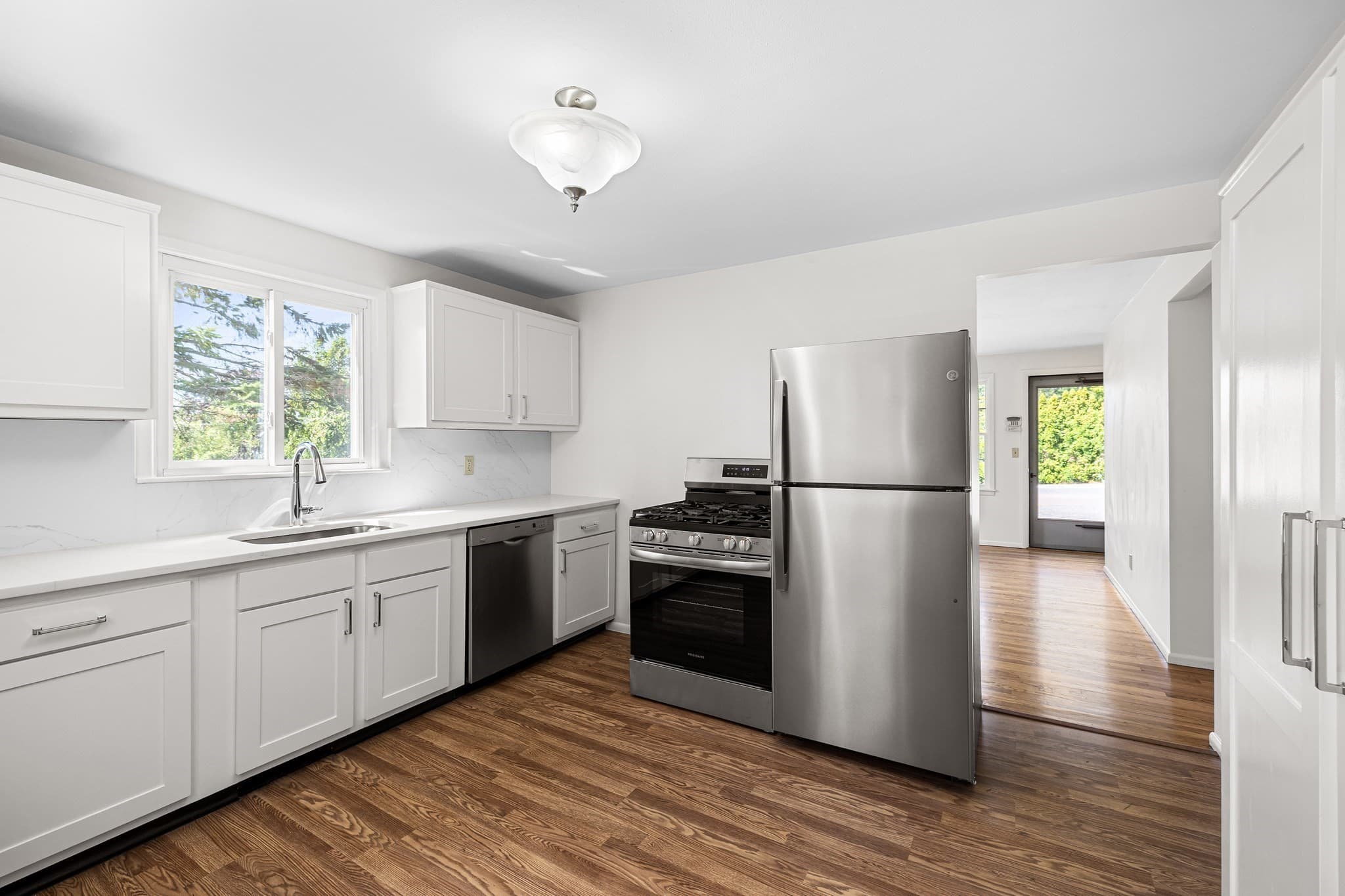 Single Family Residence at 1747 Highland Avenue, Fall River MA 02720, Fall River, photo 33 of 38