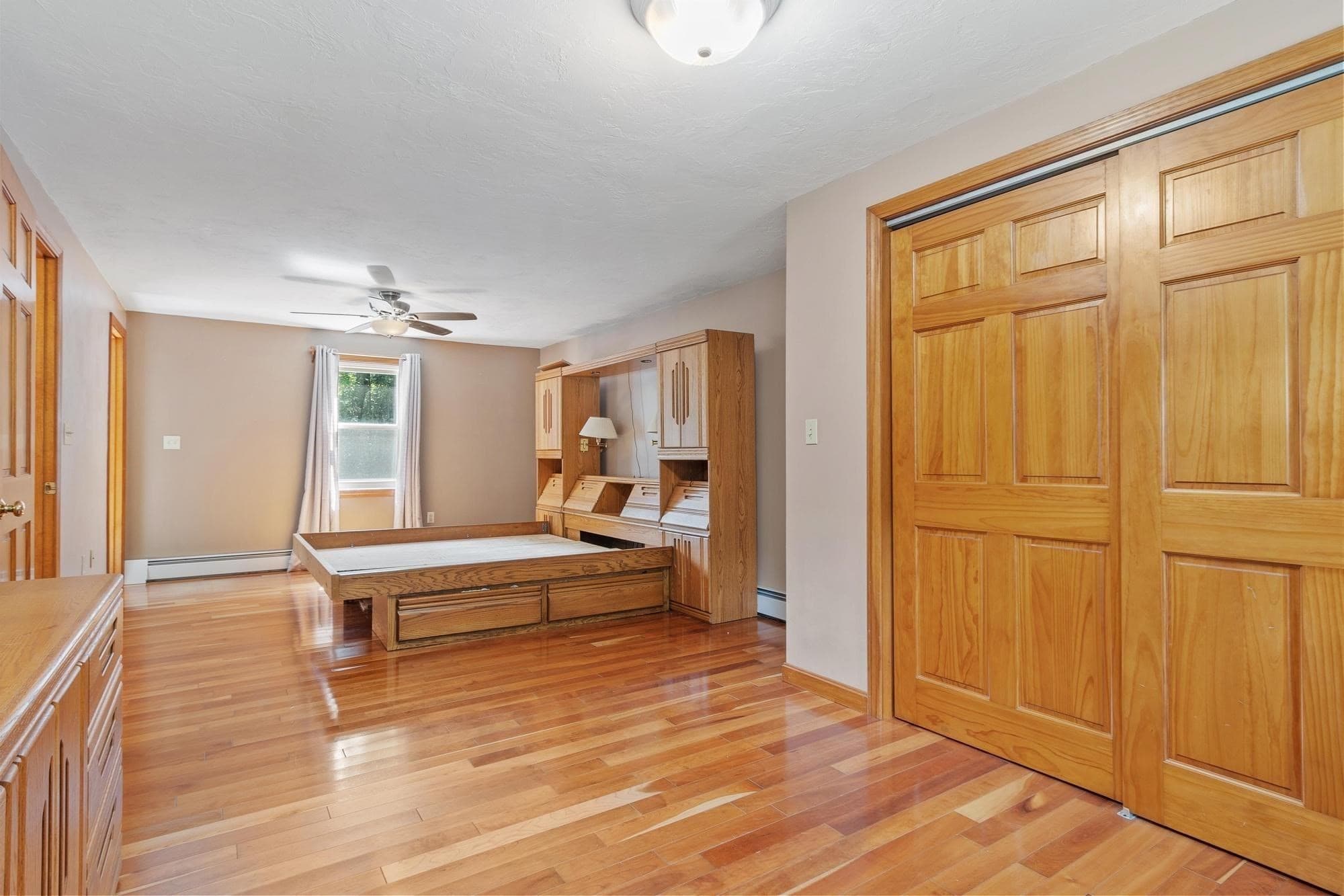 Single Family Residence at 55 Dorothy Ave, Holden MA 01520, Holden, photo 26 of 34