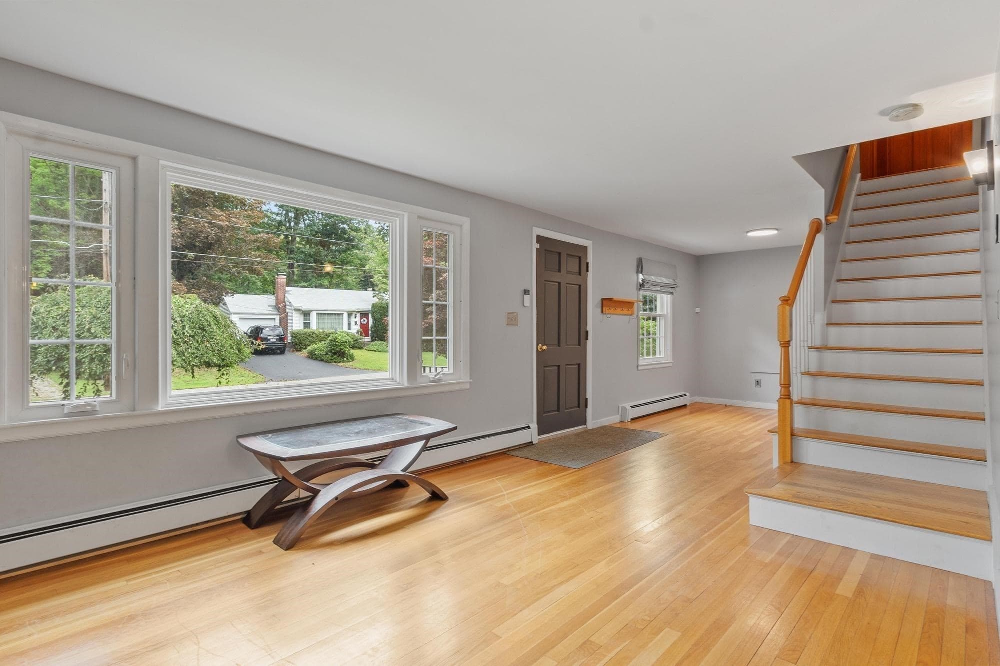 Single Family Residence at 55 Dorothy Ave, Holden MA 01520, Holden, photo 9 of 34
