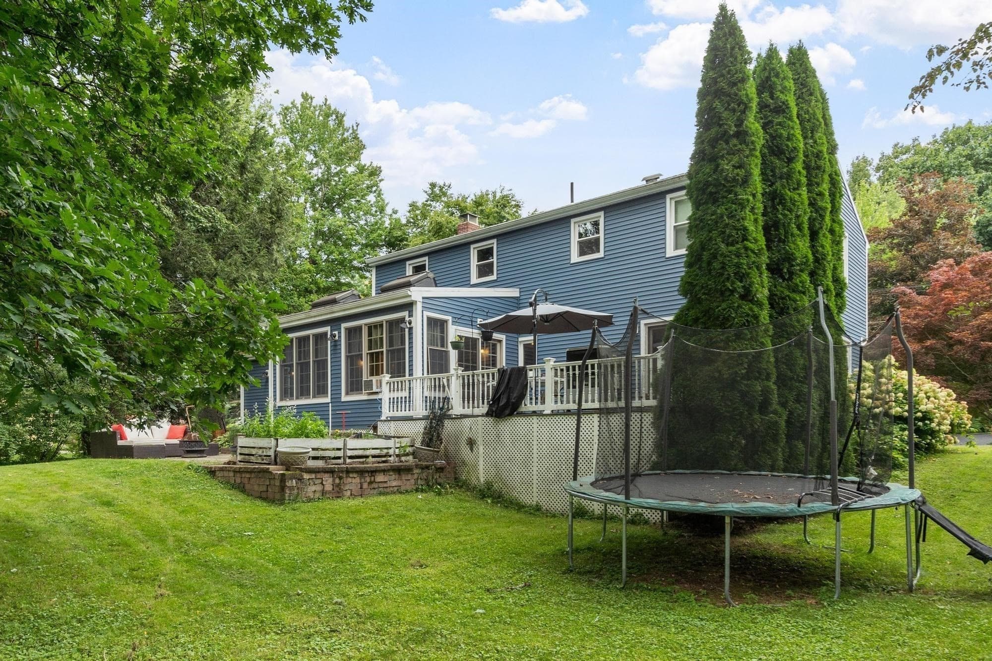 Single Family Residence at 55 Dorothy Ave, Holden MA 01520, Holden, photo 4 of 34
