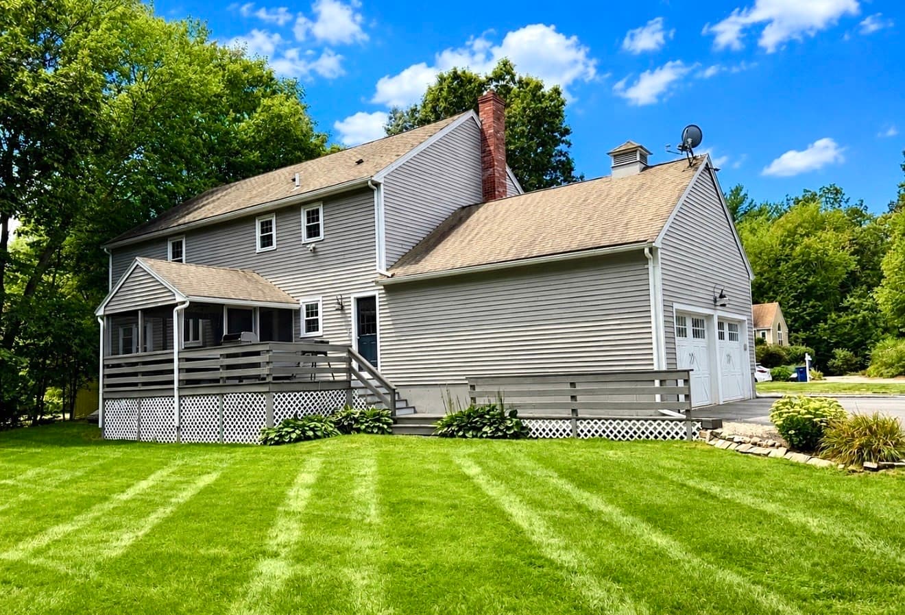 Single Family Residence at 17 Fox Run Road, Medway MA 02053, Medway, photo 4 of 30