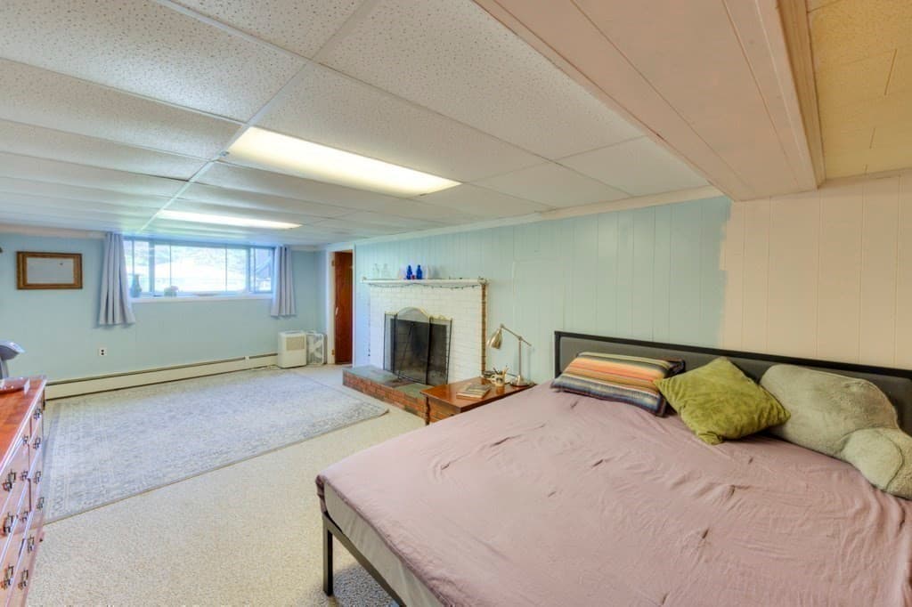 Single Family Residence at 6 Burtenmar Circle, Paxton MA 01612, Paxton, photo 31 of 36