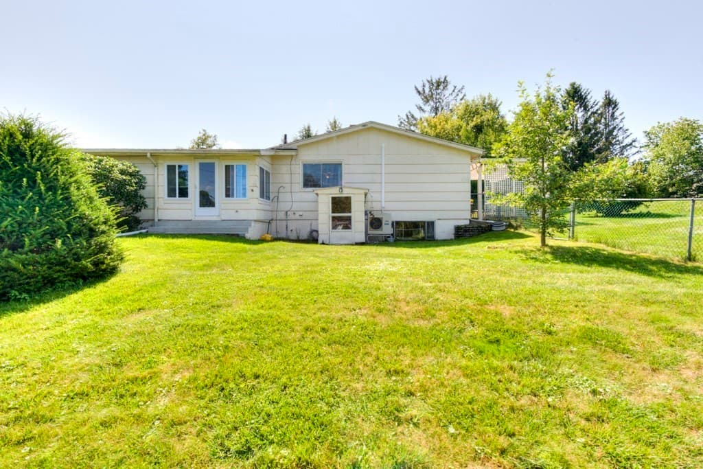 Single Family Residence at 6 Burtenmar Circle, Paxton MA 01612, Paxton, photo 4 of 36