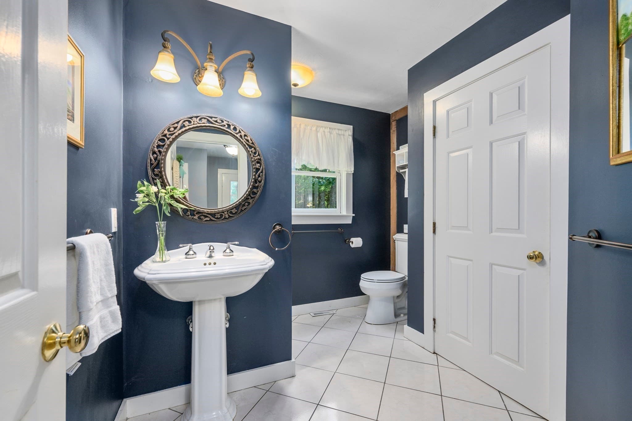 Single Family Residence at 3 Sleepy Hollow Ln, Sandwich MA 02563, Sandwich, photo 17 of 36