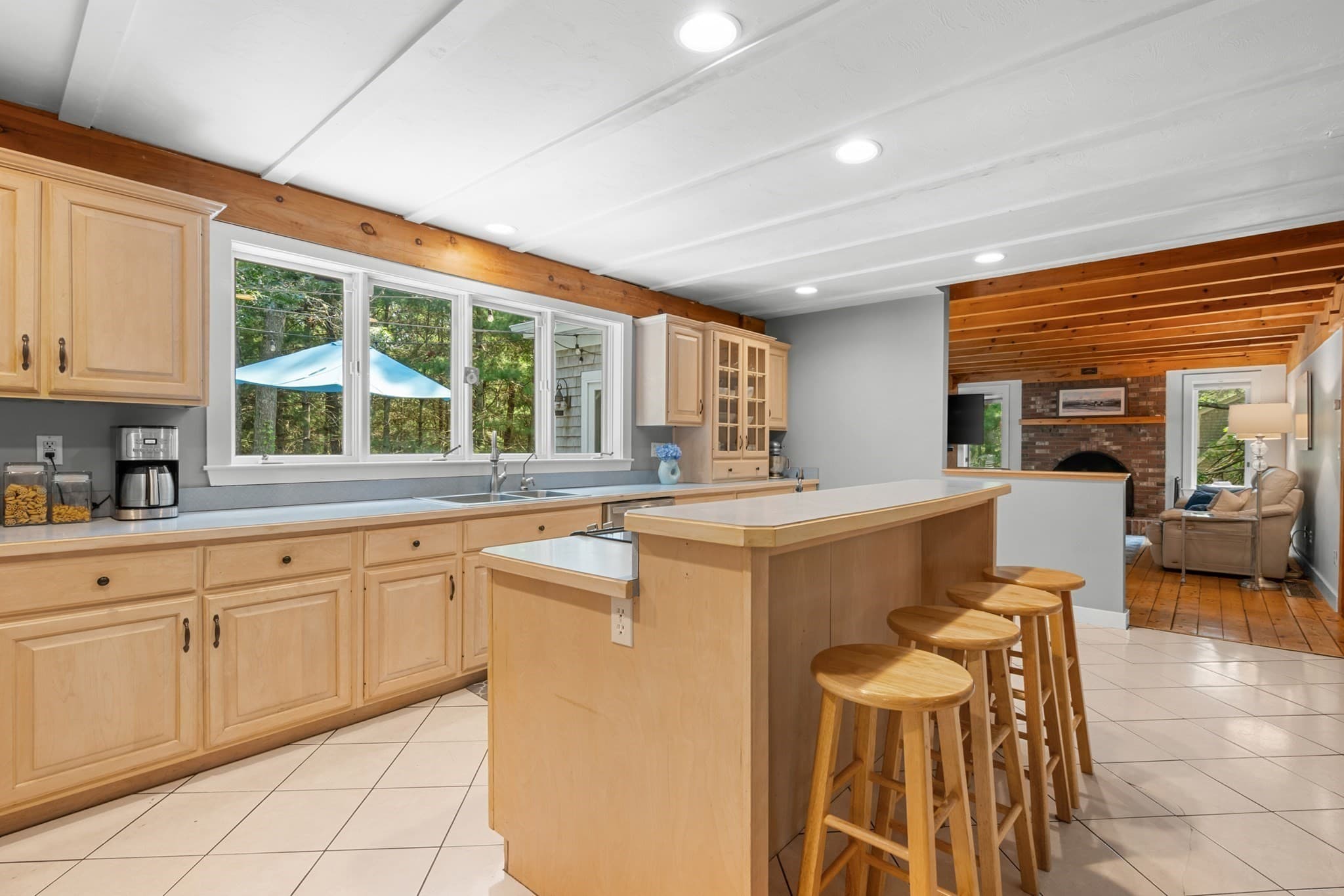 Single Family Residence at 3 Sleepy Hollow Ln, Sandwich MA 02563, Sandwich, photo 11 of 36