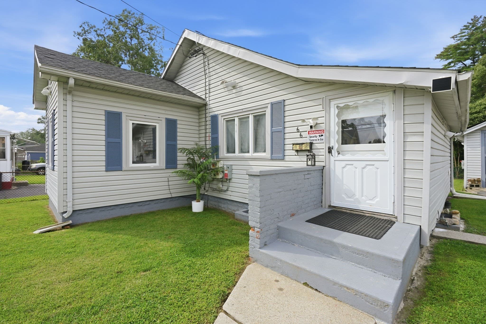 Single Family Residence at 66 Upland, Springfield MA 01104, Springfield, photo 4 of 41