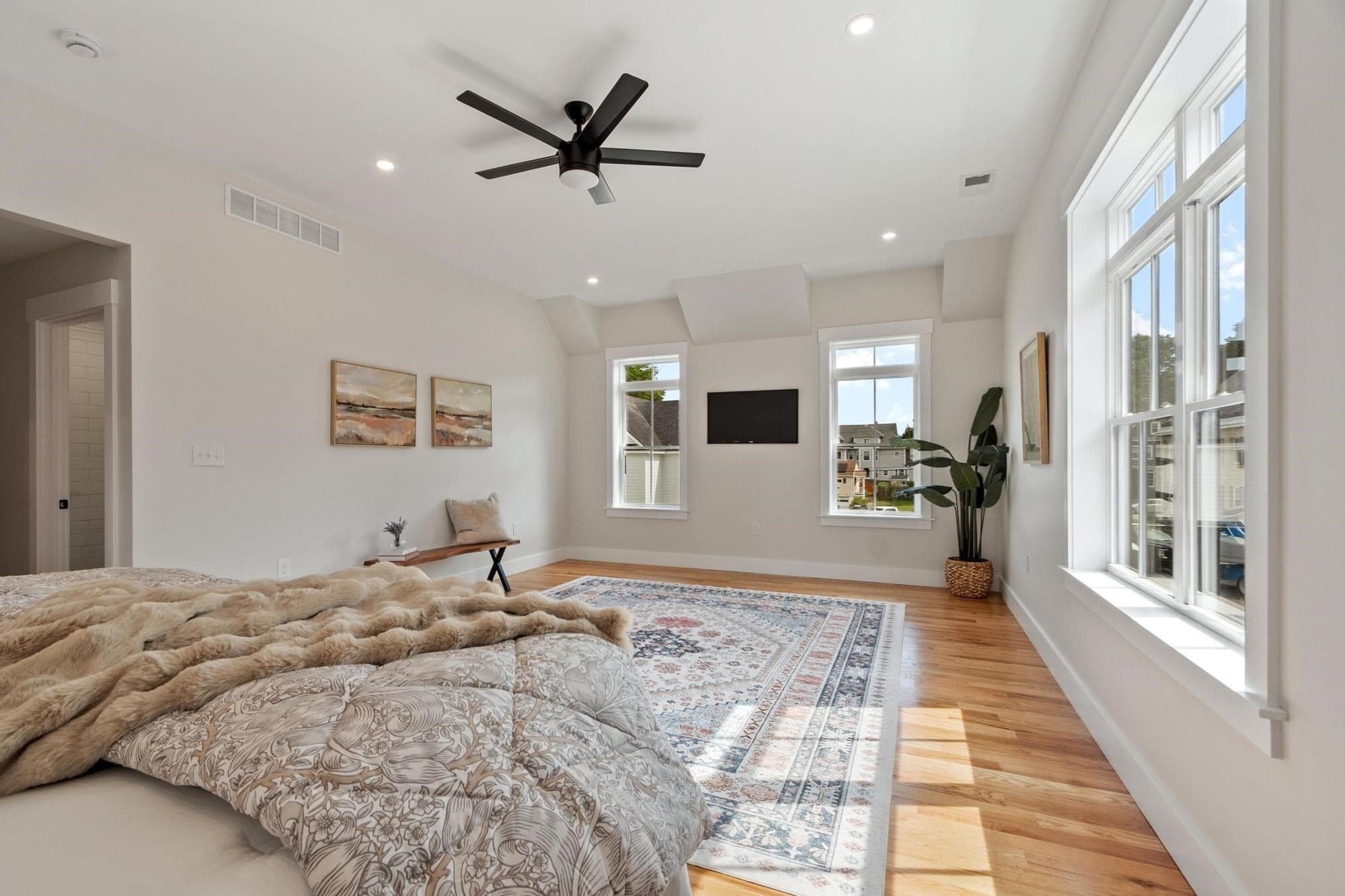 Single Family Residence at 688 Westford St, Lowell MA 01851, Lowell, photo 27 of 42