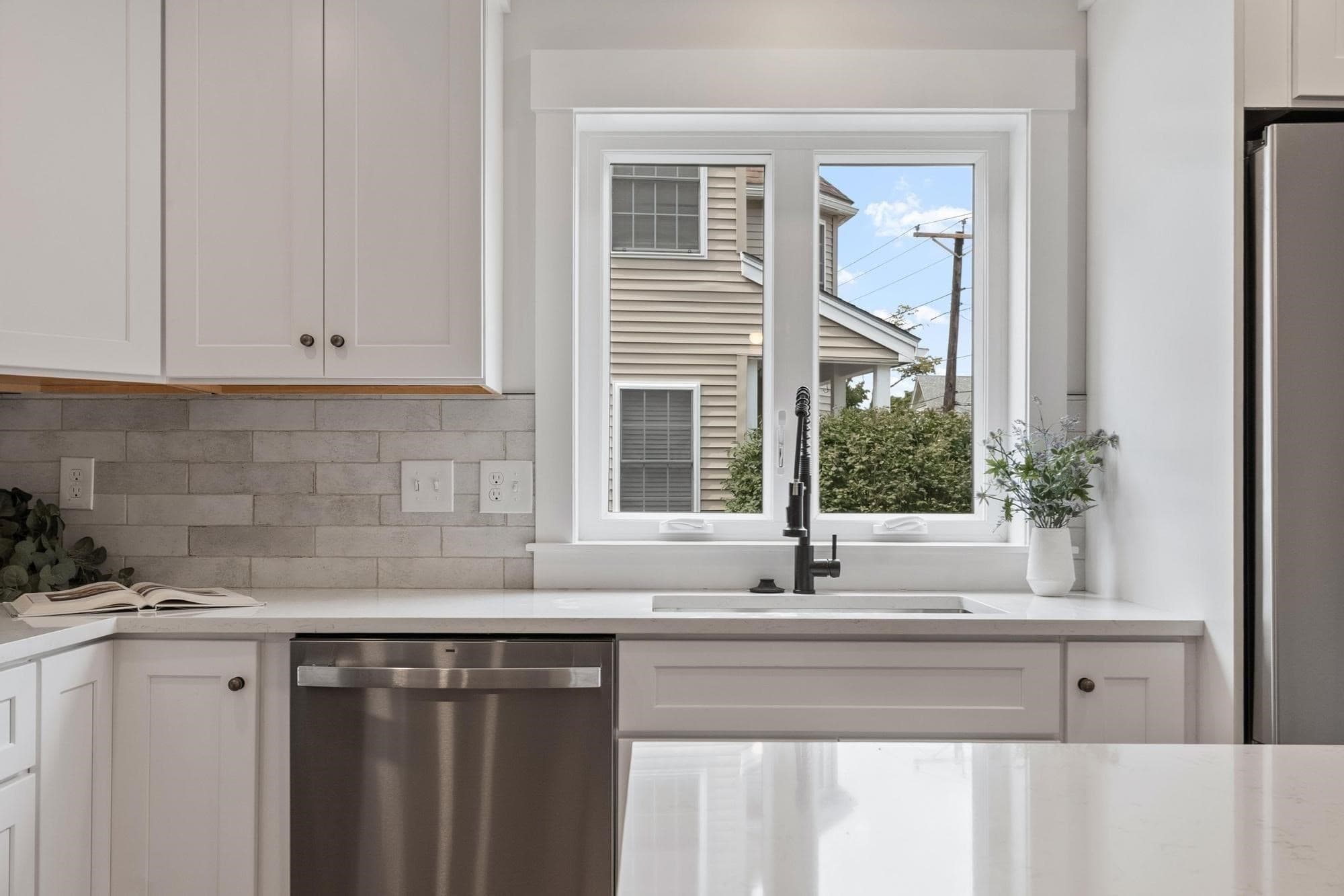 Single Family Residence at 688 Westford St, Lowell MA 01851, Lowell, photo 13 of 42