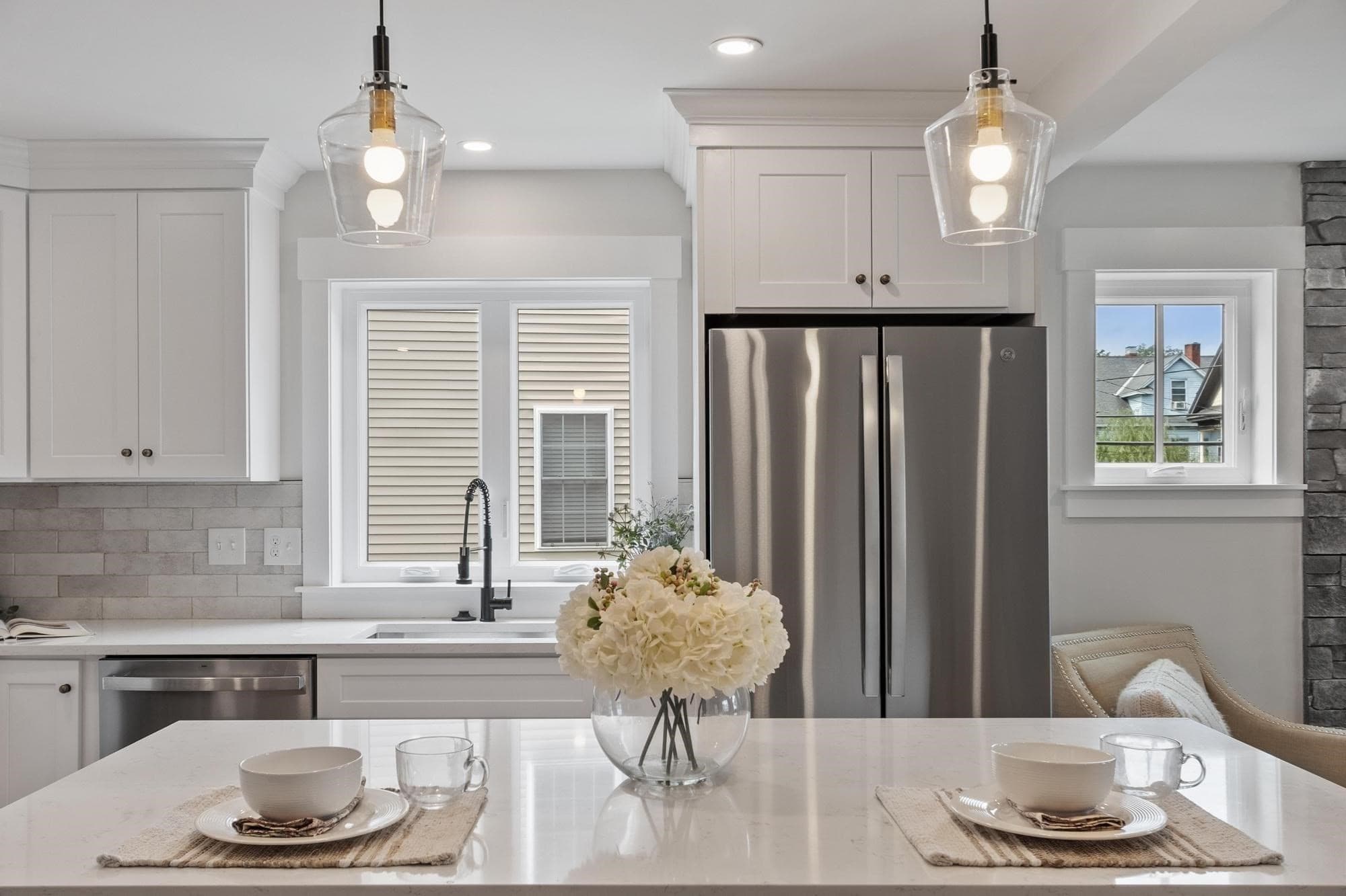 Single Family Residence at 688 Westford St, Lowell MA 01851, Lowell, photo 12 of 42