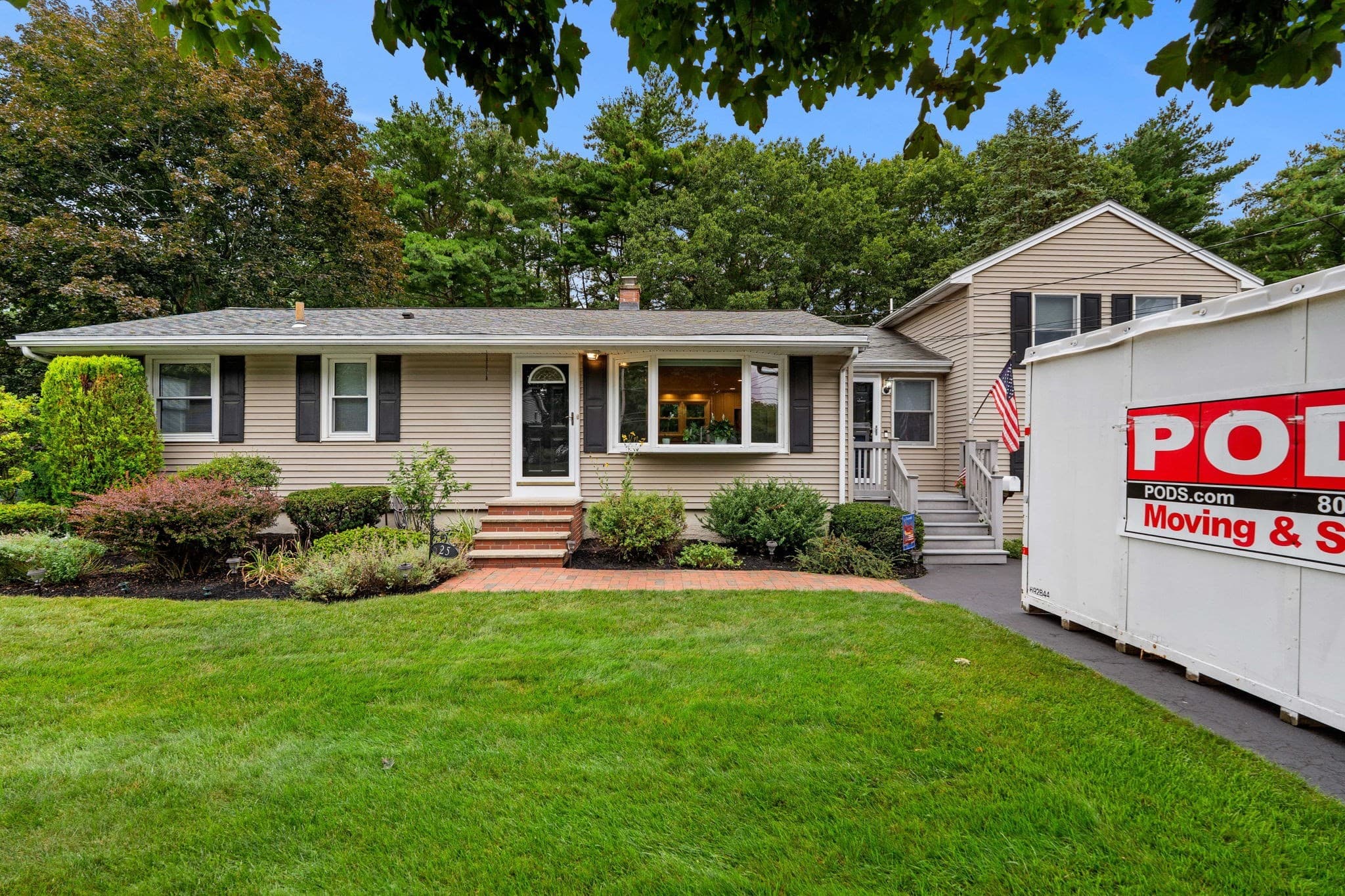 Single Family Residence at 25 Glen Drive, Peabody MA 01960, Peabody, photo 3 of 41