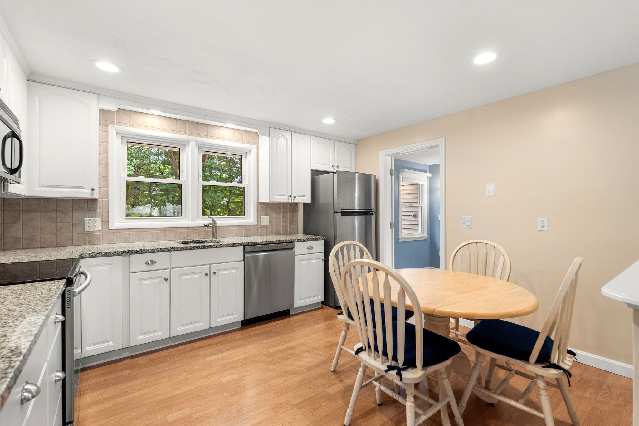 Single Family Residence at 25 Glen Drive, Peabody MA 01960, Peabody, photo 11 of 41