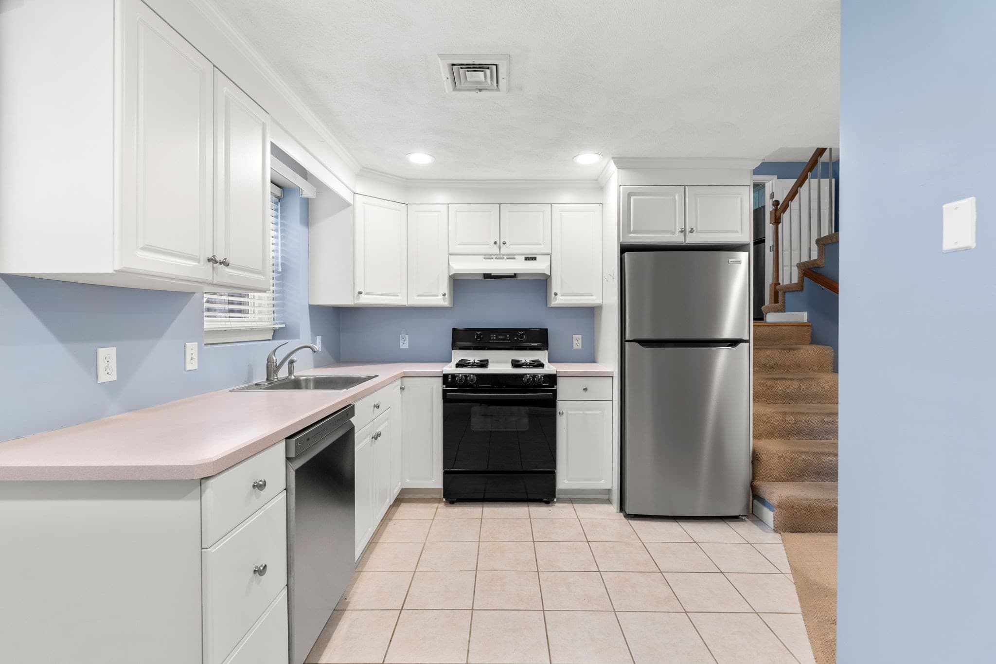 Single Family Residence at 25 Glen Drive, Peabody MA 01960, Peabody, photo 40 of 41