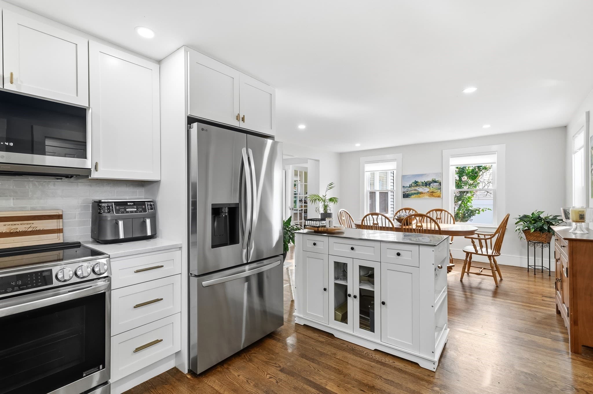 Single Family Residence at 43 Standish St, Weymouth MA 02191, photo 7 of 36