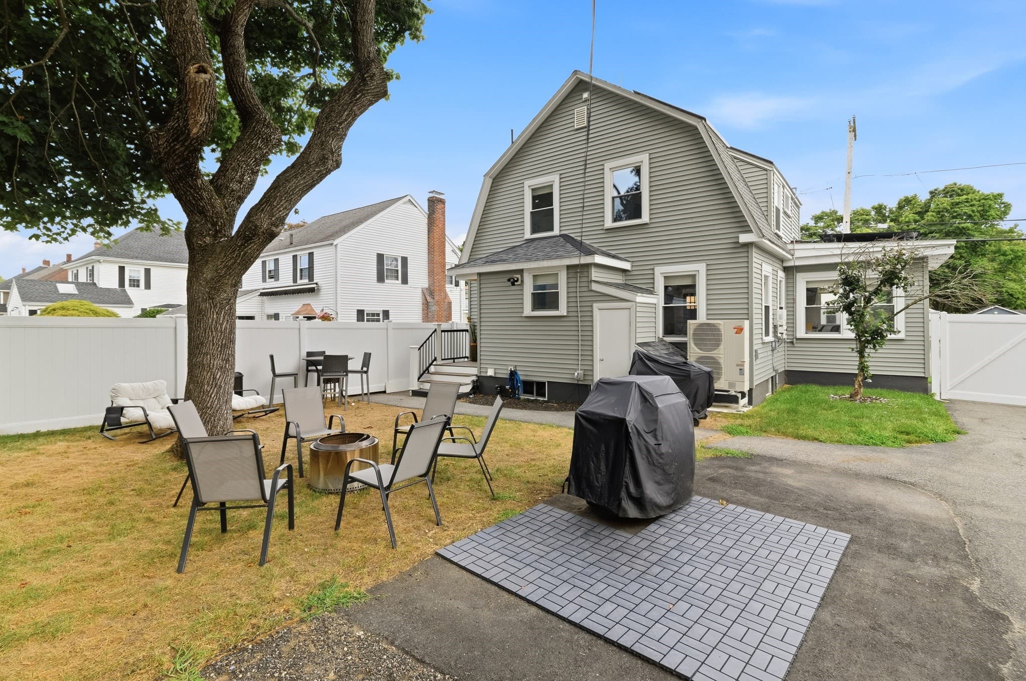 Single Family Residence at 43 Standish St, Weymouth MA 02191, photo 30 of 36