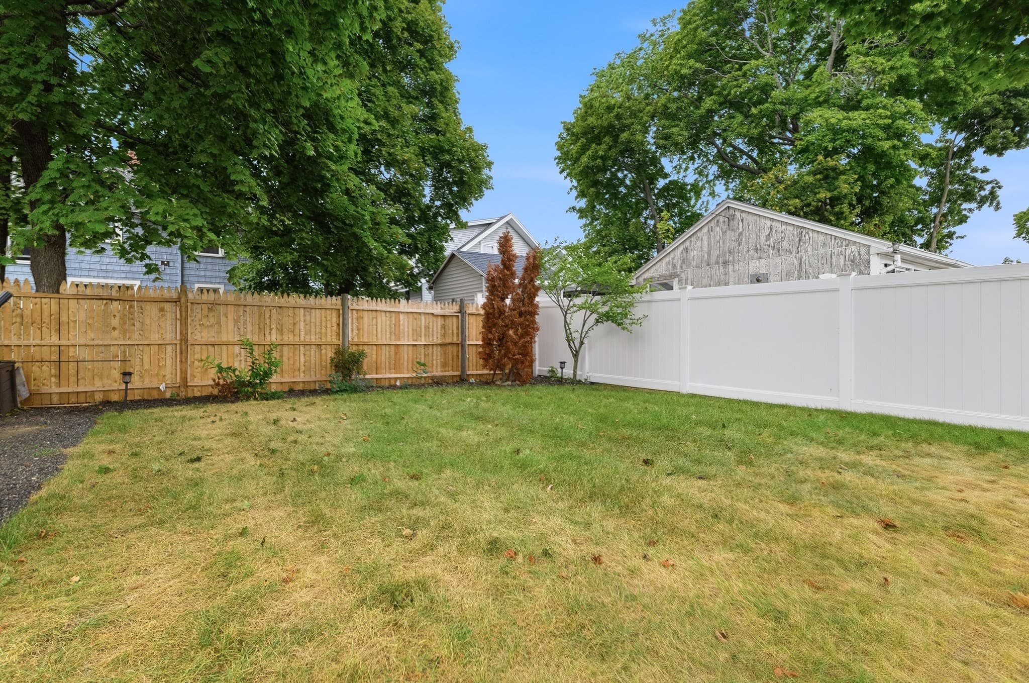 Single Family Residence at 43 Standish St, Weymouth MA 02191, photo 31 of 36