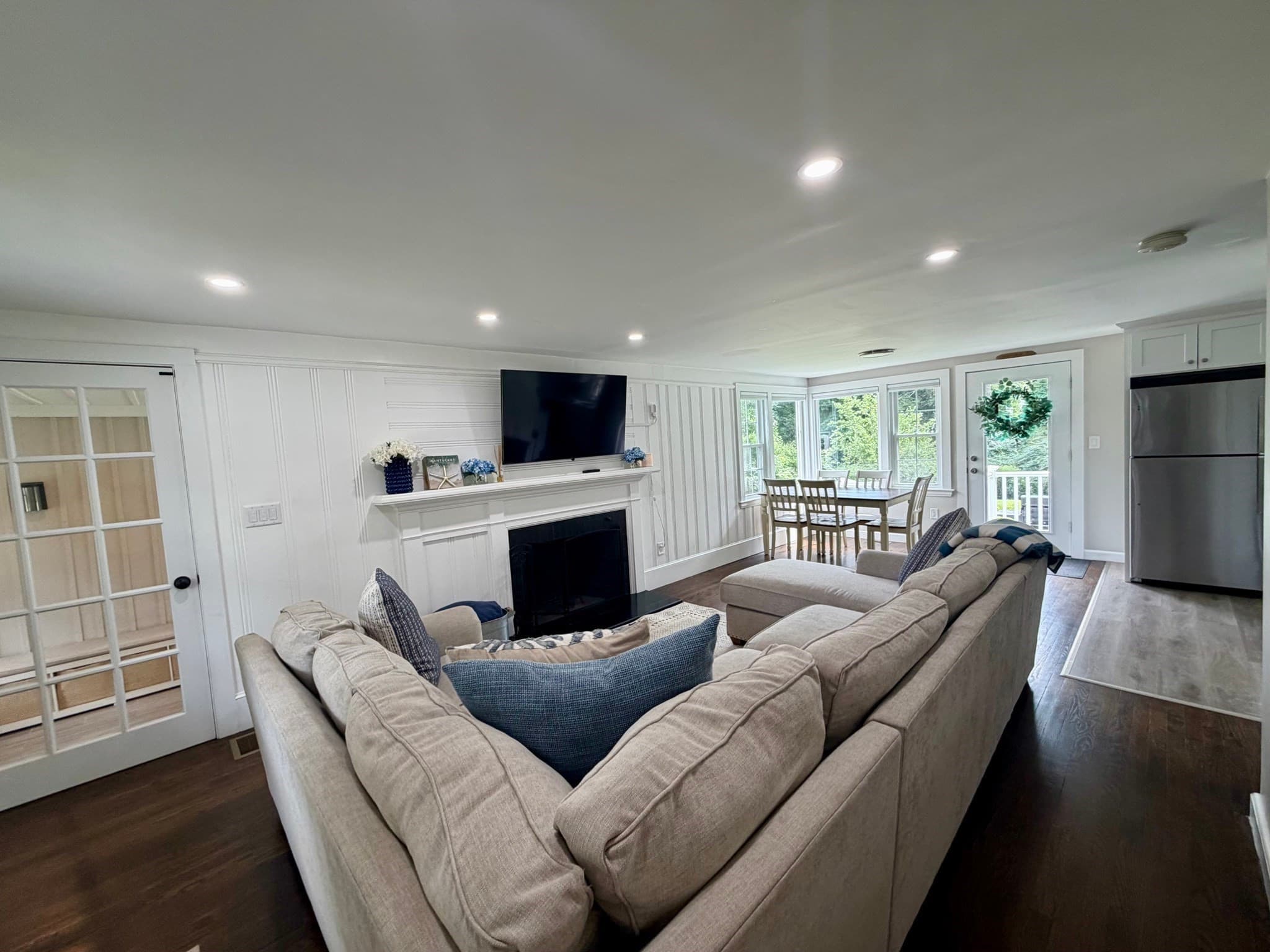 Single Family Residence at 335 South Street, Wrentham MA 02093, Wrentham, photo 6 of 22