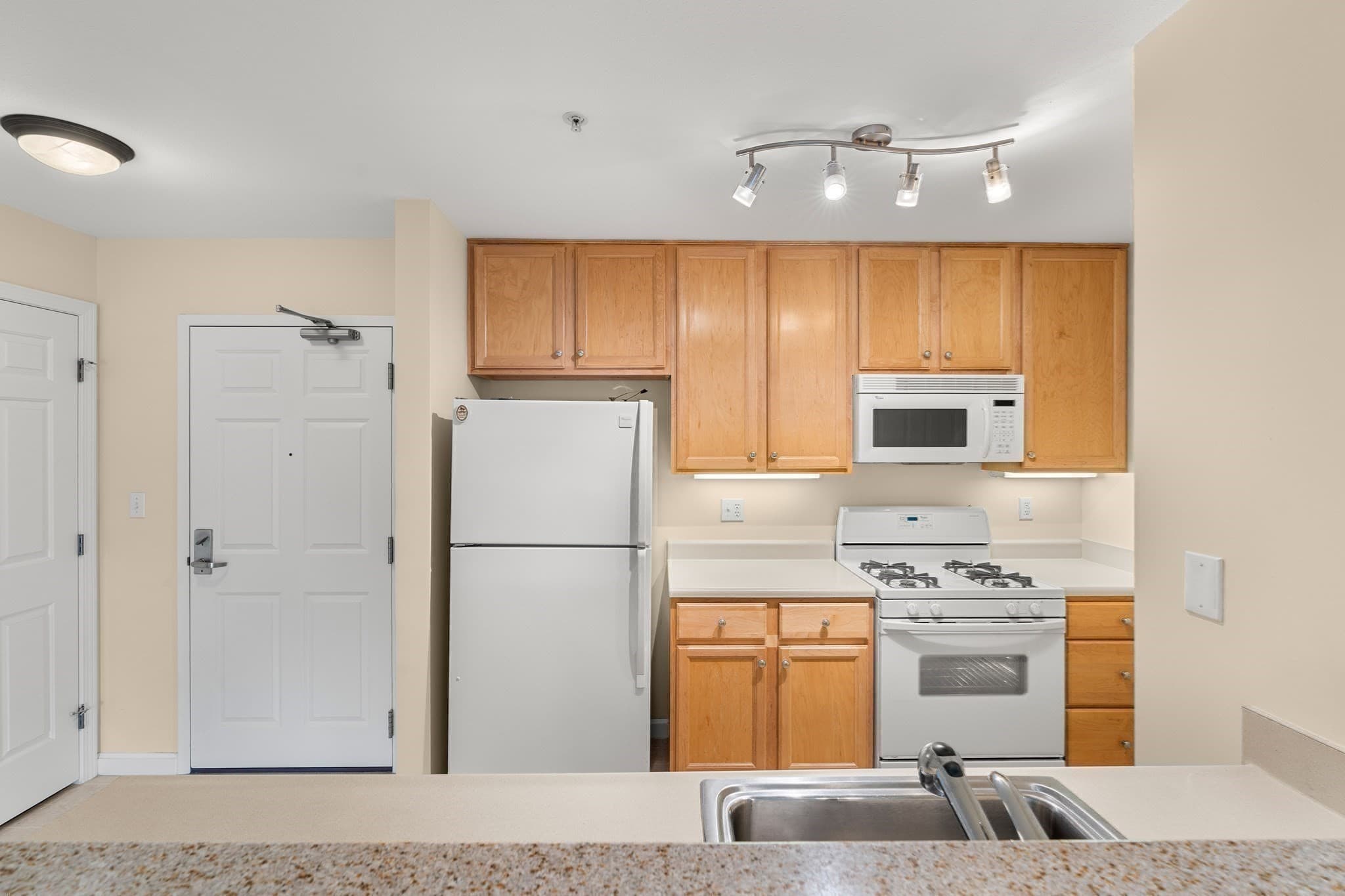 Condominium at 38 Village Road # 614, Middleton MA 01949, Middleton, photo 22 of 36