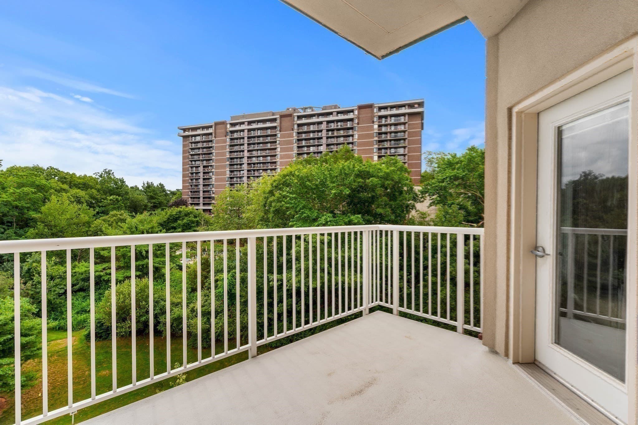 Condominium at 38 Village Road # 614, Middleton MA 01949, Middleton, photo 24 of 36