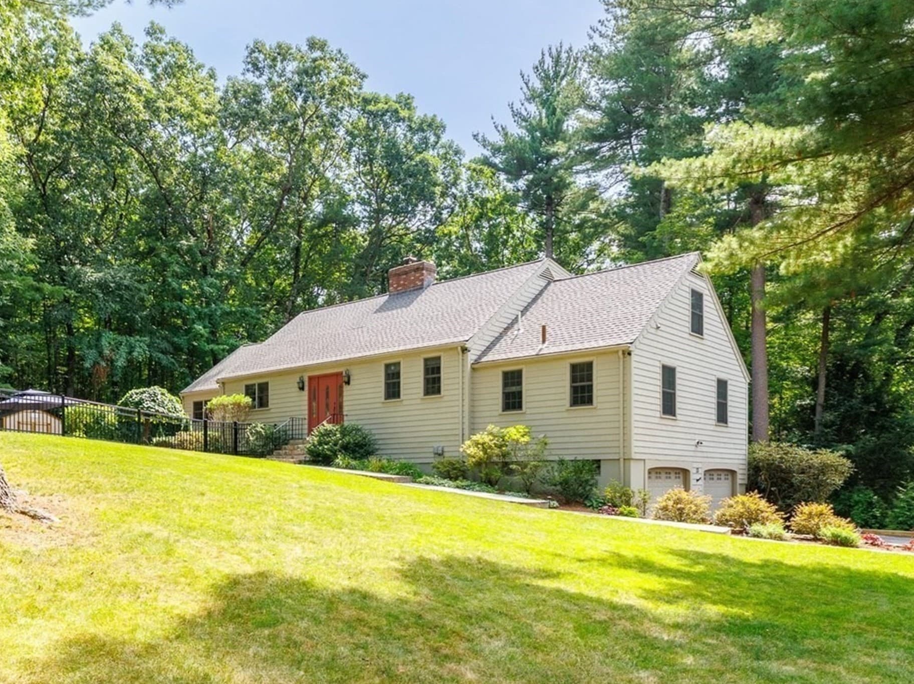 33 Pine Arden Dr, West Boylston MA 01583