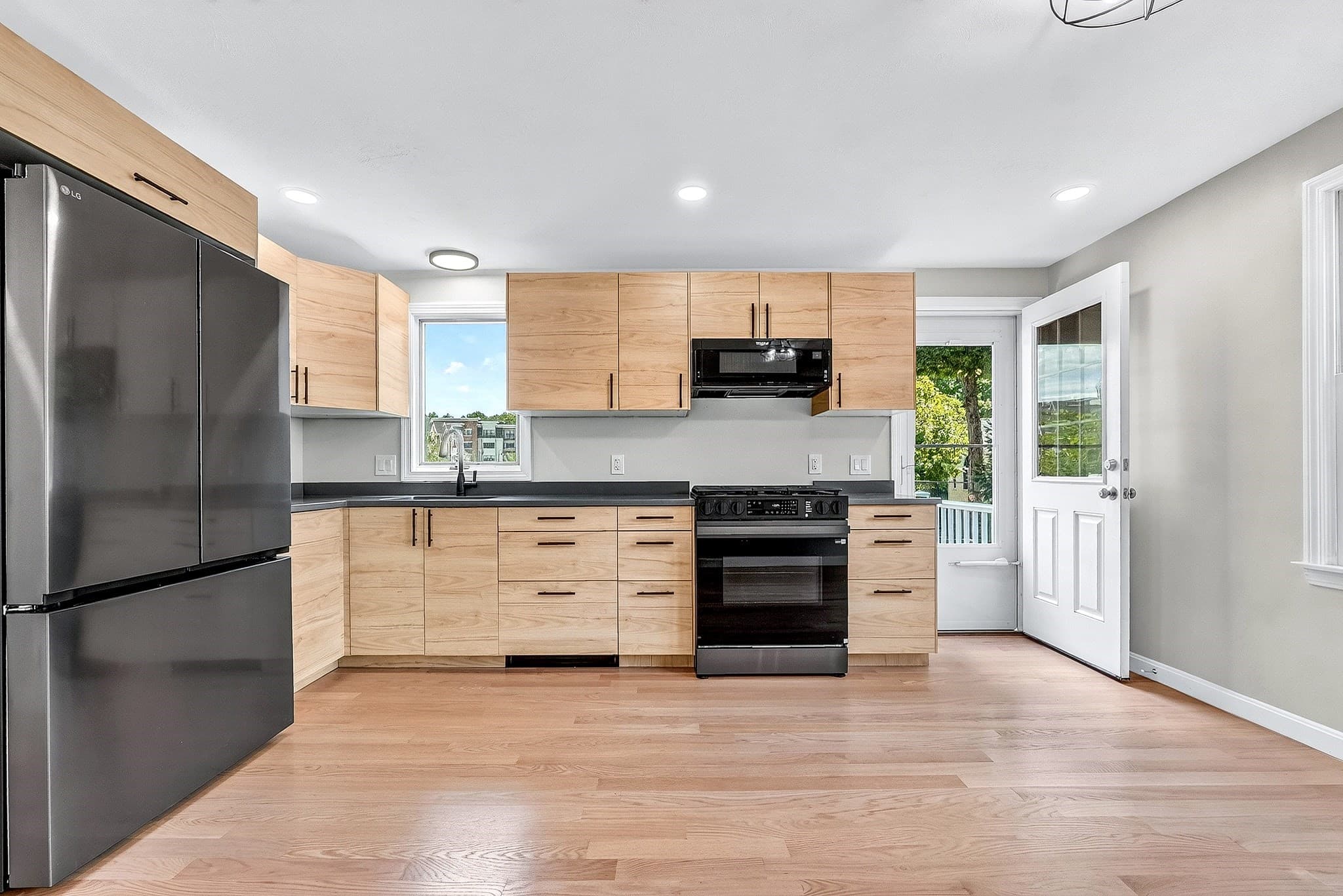 Condominium at 853 Washington Street # 6, Canton MA 02021, Canton, photo 4 of 28