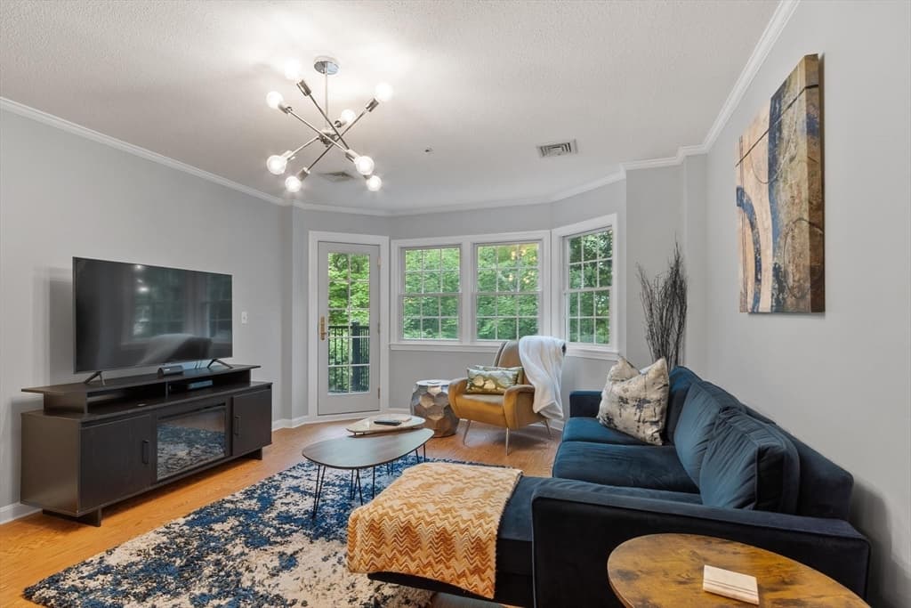 Condominium at 148 Main St # B333, North Andover MA 01845, North Andover, photo 2 of 36