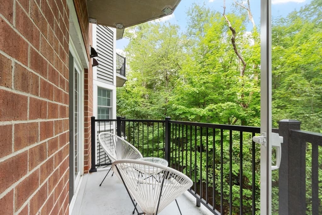 Condominium at 148 Main St # B333, North Andover MA 01845, North Andover, photo 22 of 36
