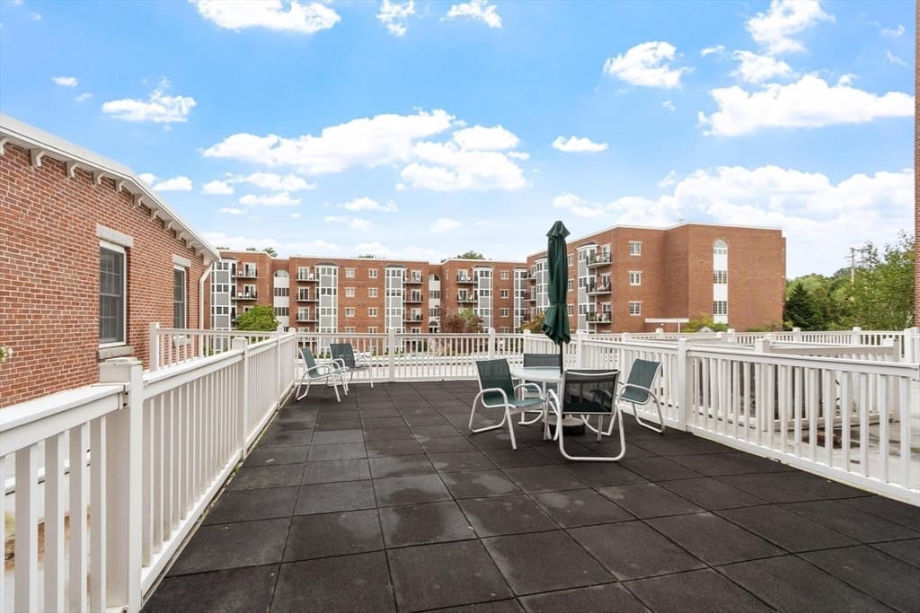 Condominium at 148 Main St # B333, North Andover MA 01845, North Andover, photo 29 of 36