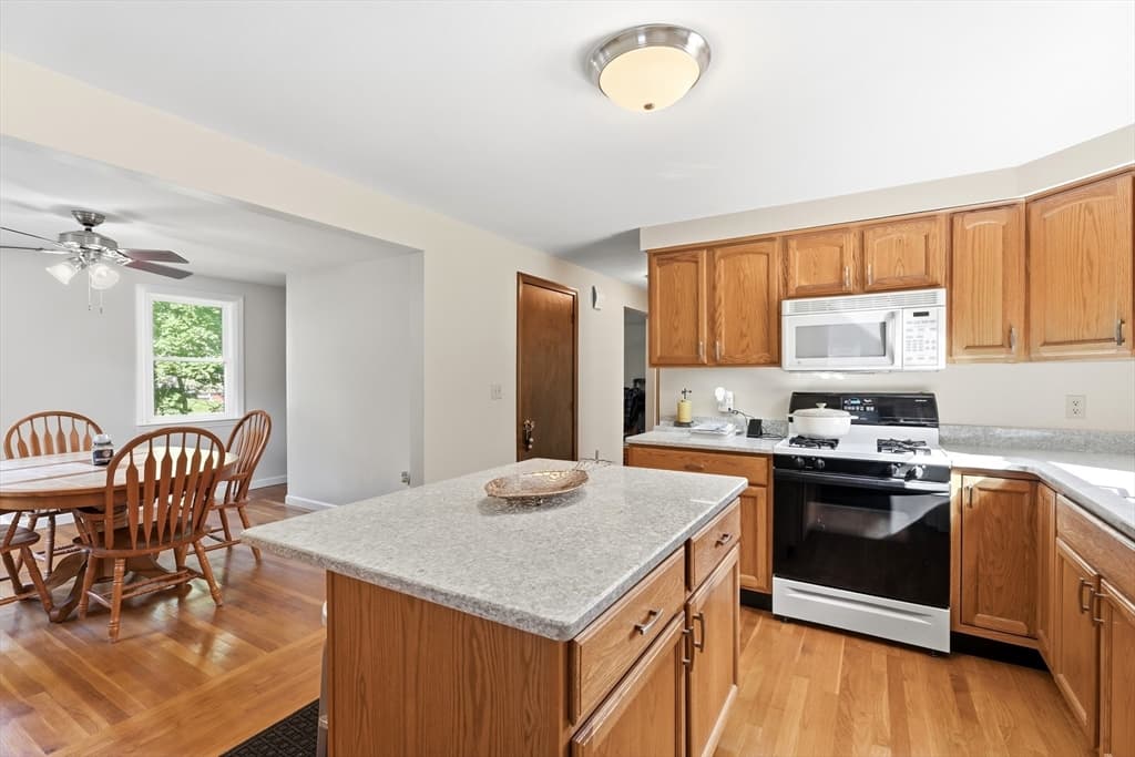 Single Family Residence at 41-A Hampstead St, Methuen MA 01844, Methuen, photo 5 of 42