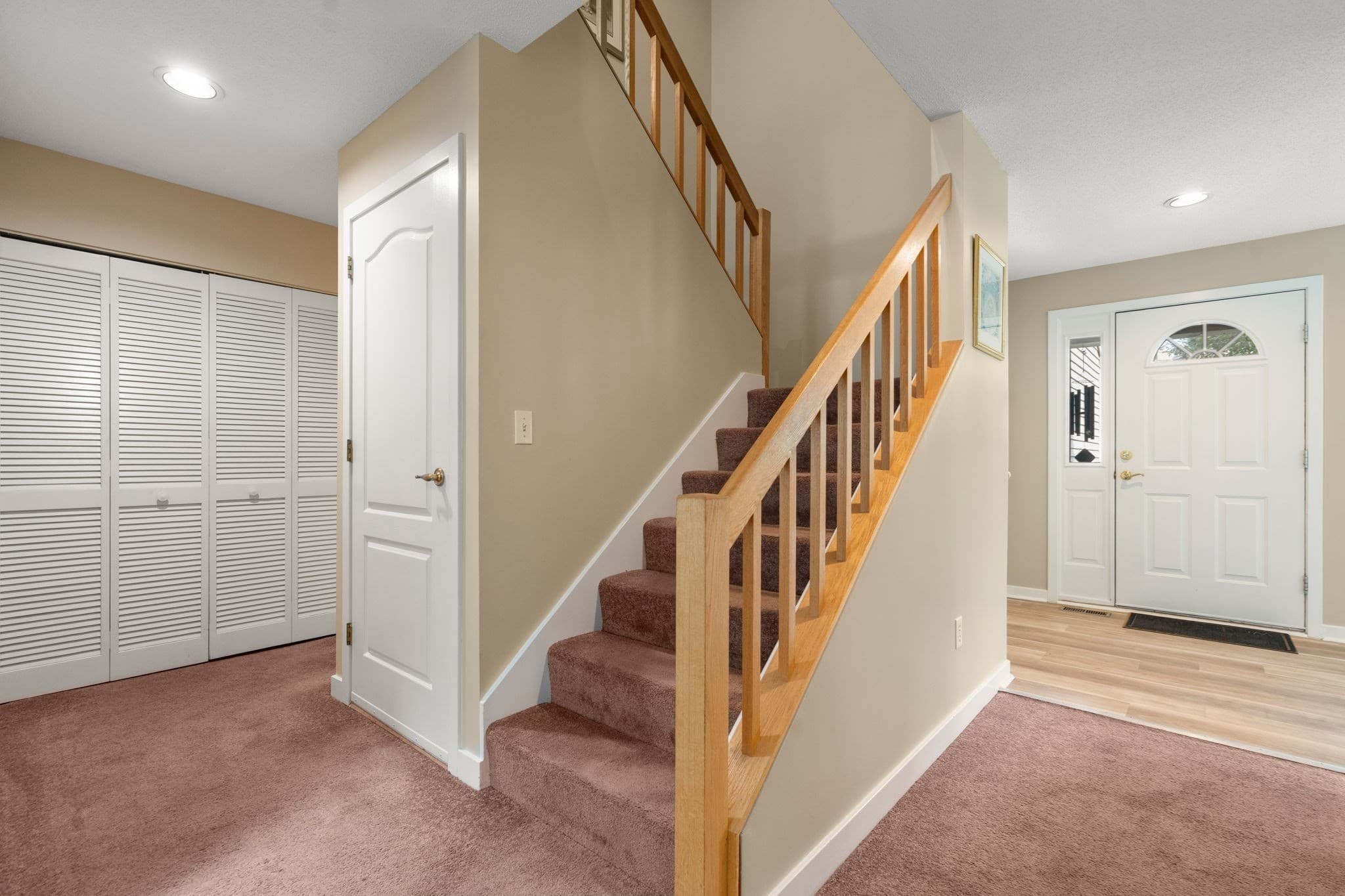 Condominium at 70 Cannon Forge Drive # 70, Foxboro MA 02035, Foxboro, photo 17 of 34