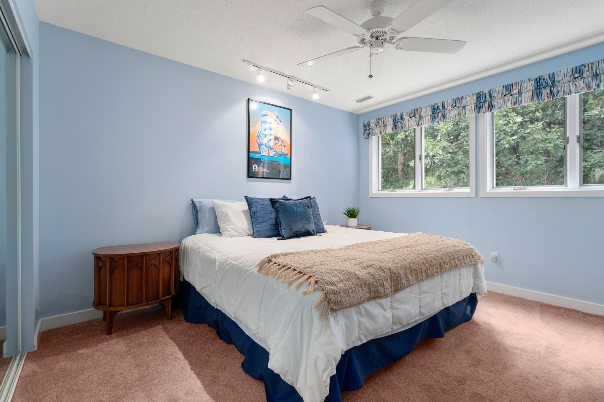 Condominium at 70 Cannon Forge Drive # 70, Foxboro MA 02035, Foxboro, photo 22 of 34