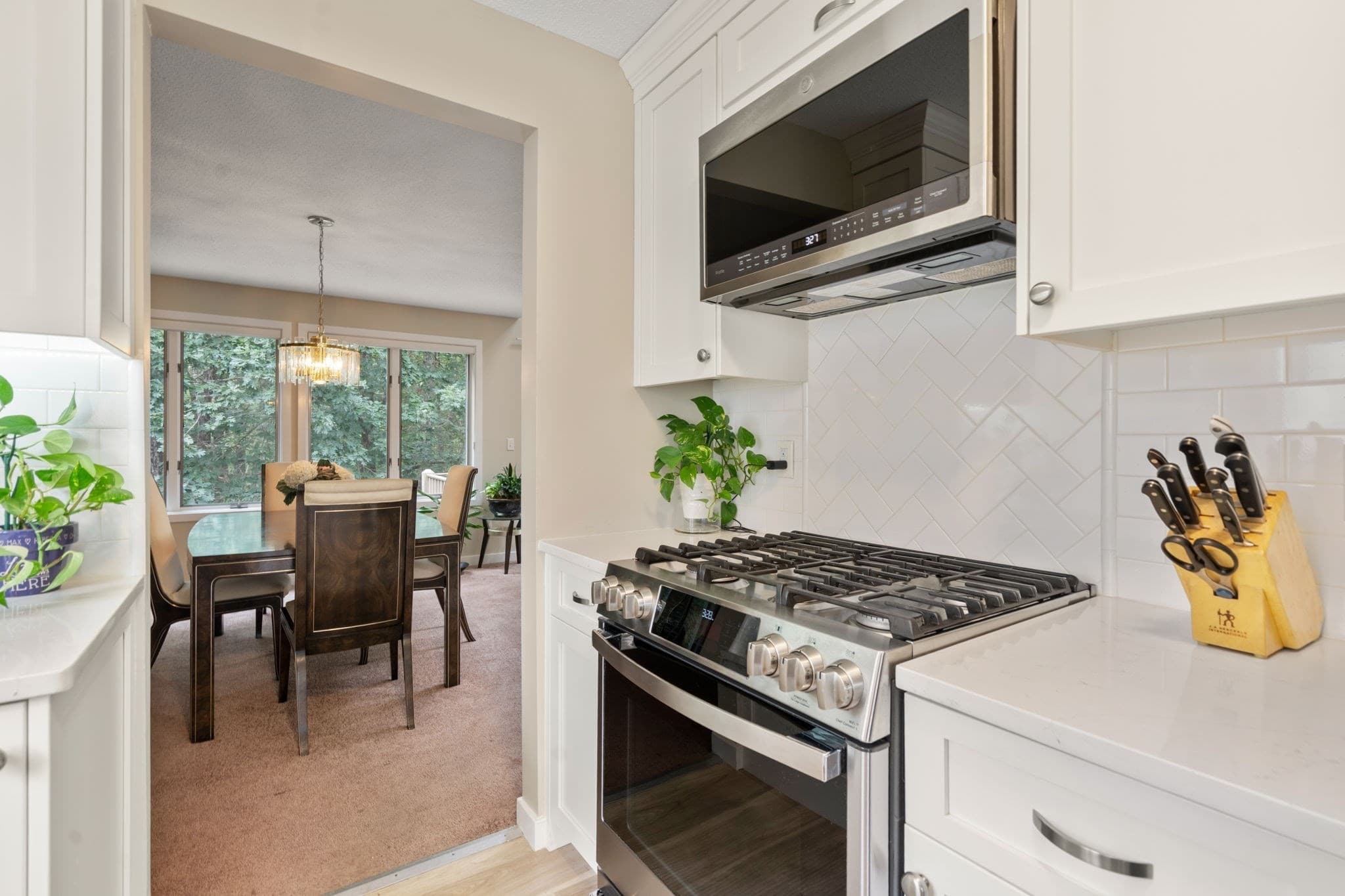 Condominium at 70 Cannon Forge Drive # 70, Foxboro MA 02035, Foxboro, photo 10 of 34
