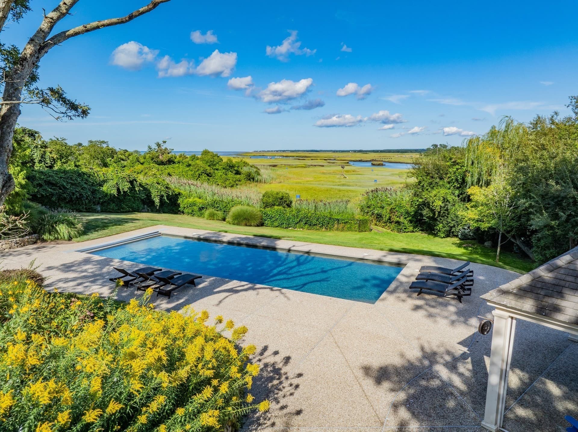 Single Family Residence at 186 Stoney Cove Lane, Barnstable MA 02630, Barnstable, photo 2 of 31