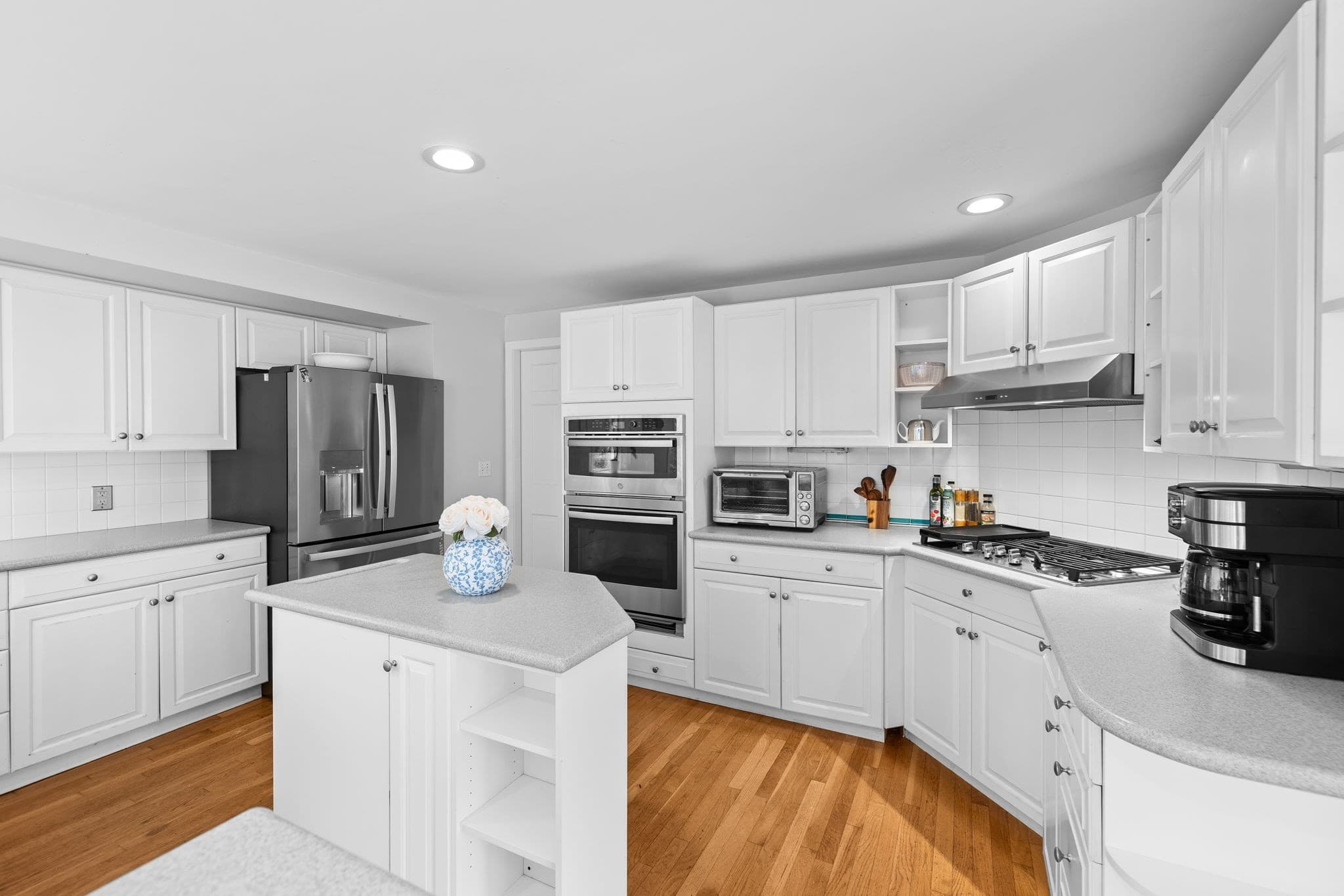 Single Family Residence at 264 Hill And Plain Road, Falmouth MA 02536, Falmouth, photo 14 of 38
