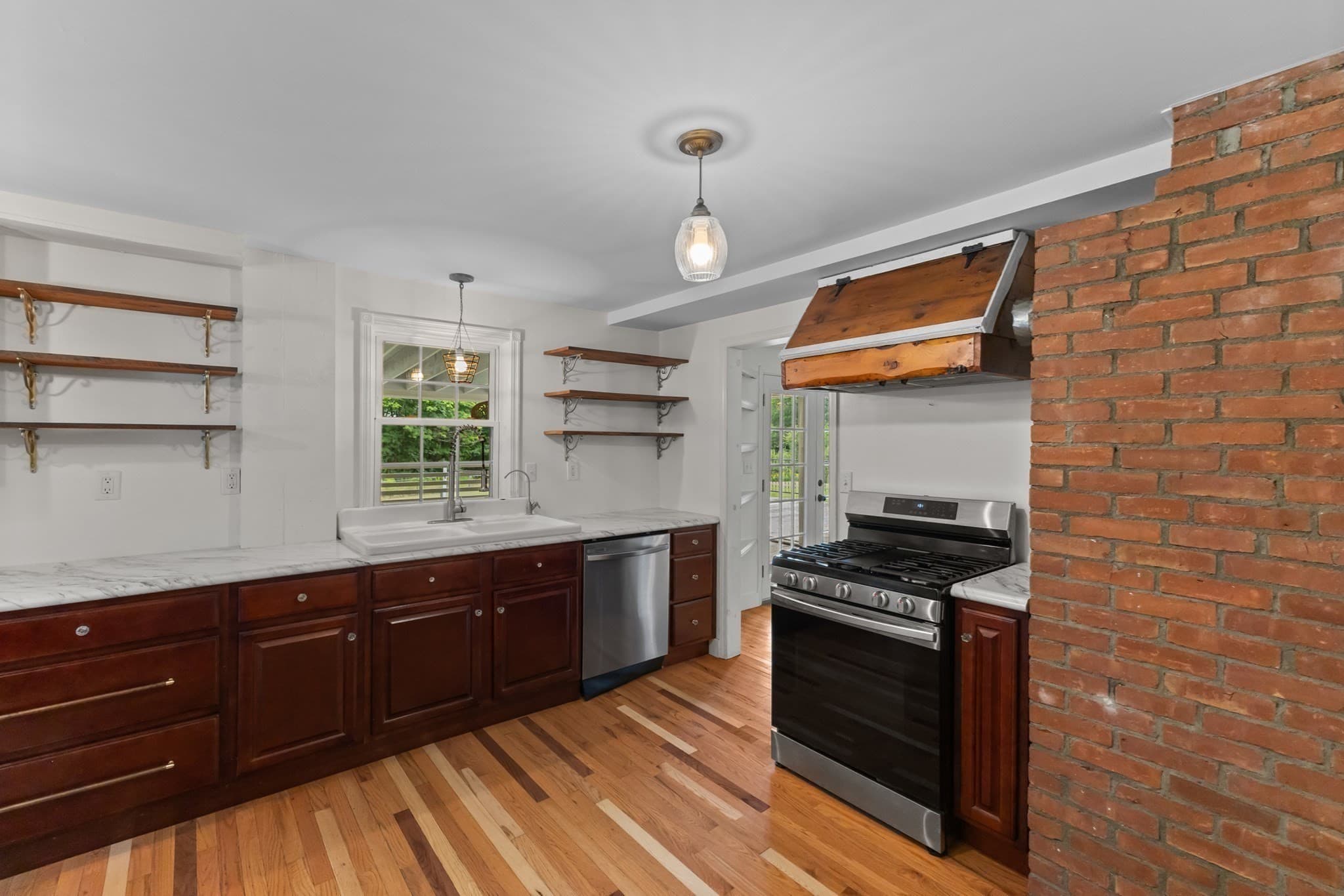 Single Family Residence at 109 Rutherford Rd, Oakham MA 01068, Oakham, photo 9 of 42