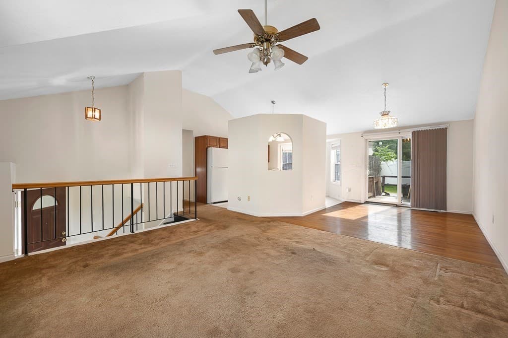 Single Family Residence at 15 Wasilla Dr, Worcester MA 01604, Worcester, photo 4 of 27