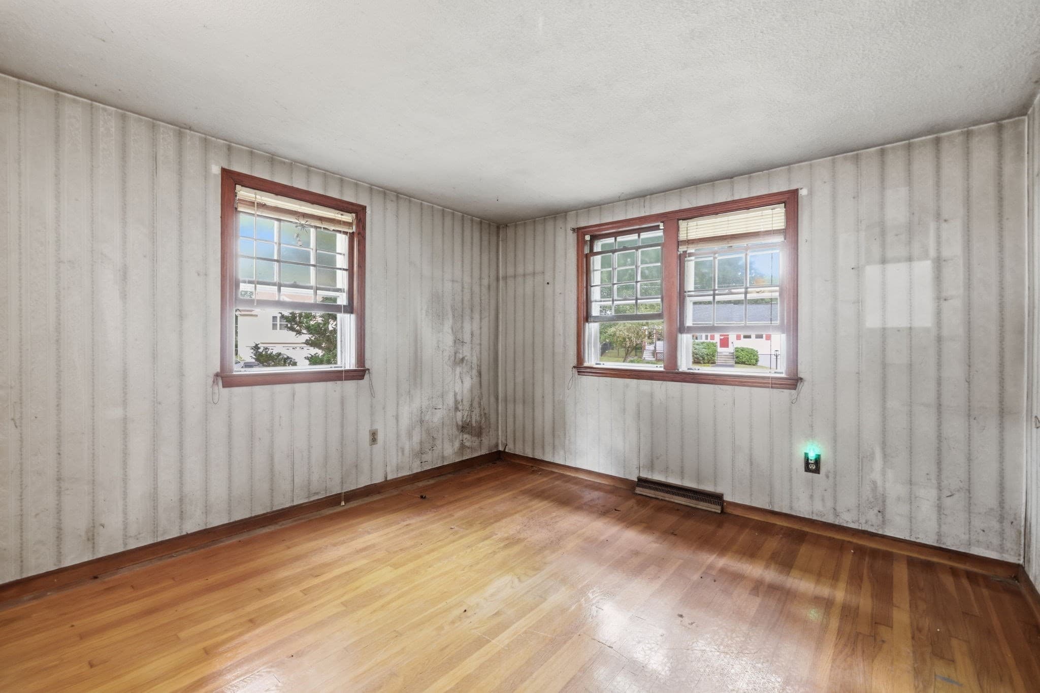 Single Family Residence at 27 Forest Park Ave, Billerica MA 01862, Billerica, photo 15 of 31