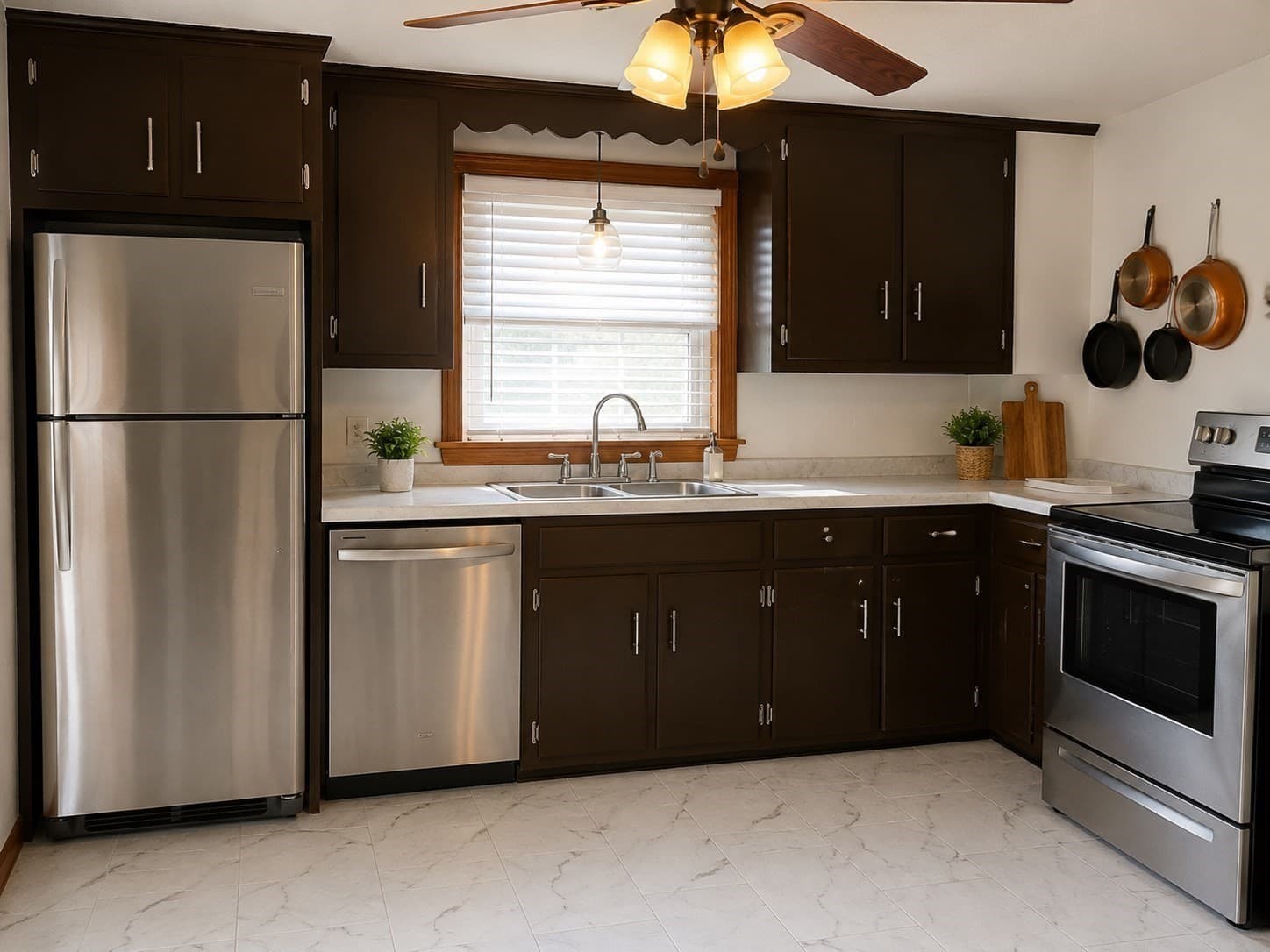 Single Family Residence at 711 Newbury St, Springfield MA 01104, Springfield, photo 8 of 11
