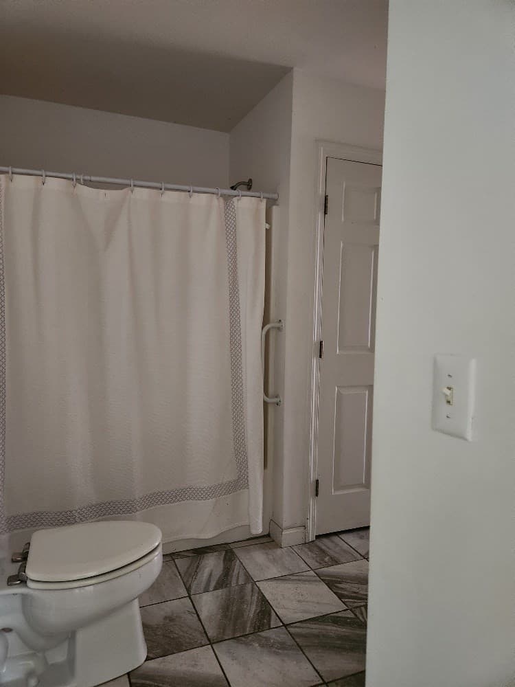 Condominium at 491 Mammoth Rd # 9, Londonderry NH 03053, Londonderry, photo 14 of 22