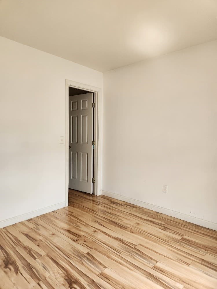 Condominium at 491 Mammoth Rd # 9, Londonderry NH 03053, Londonderry, photo 18 of 22
