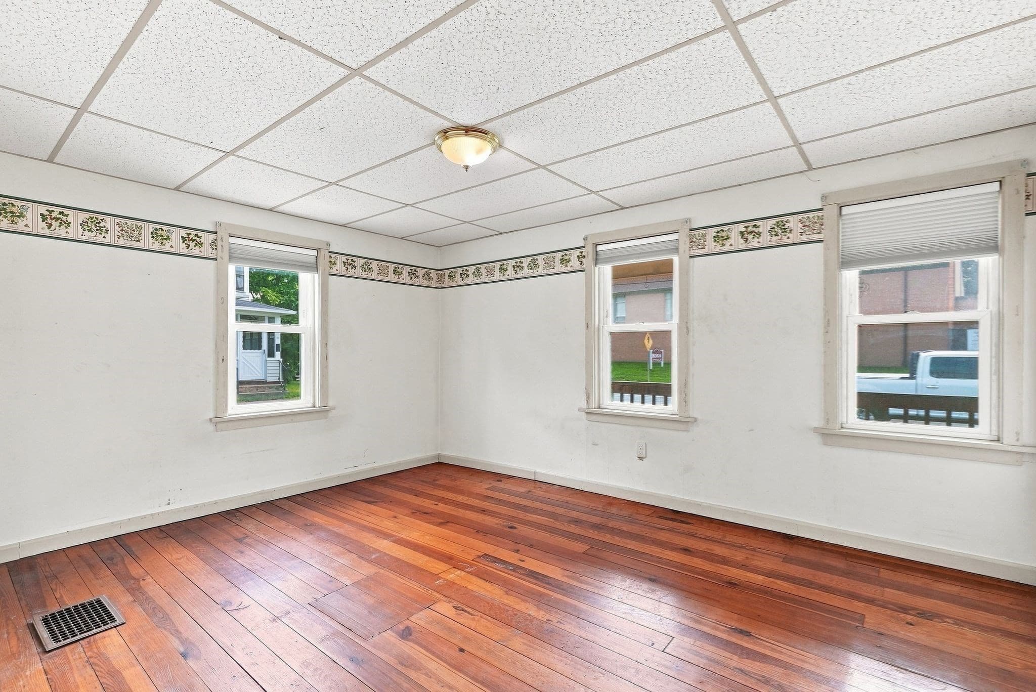 Multi Family at 255 Center St, Ludlow MA 01056, Ludlow, photo 16 of 40