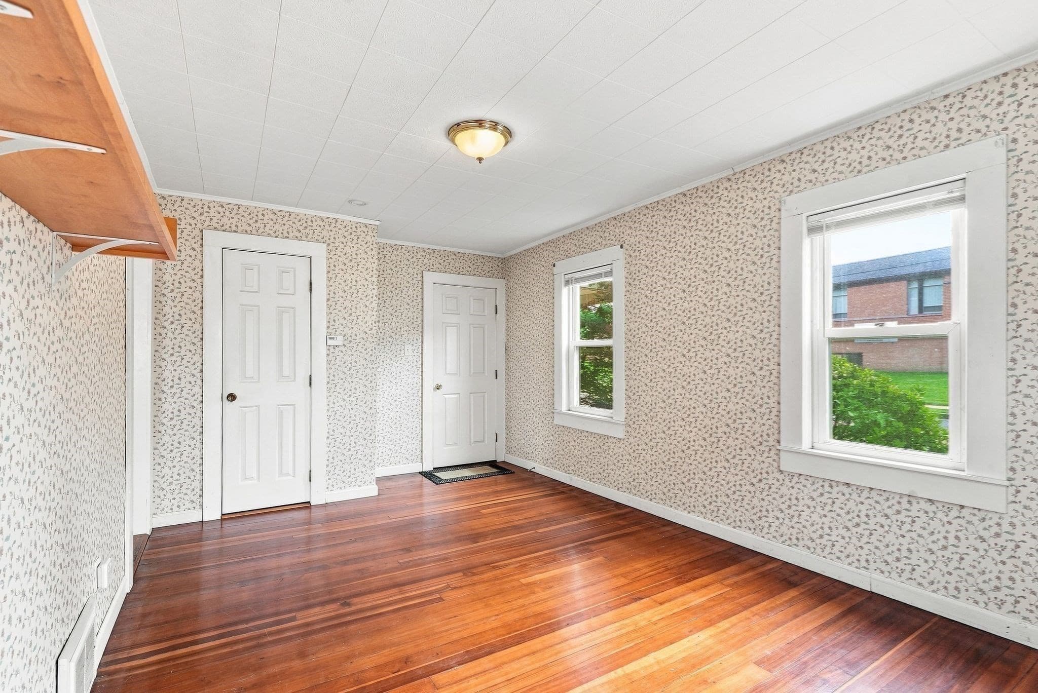 Multi Family at 255 Center St, Ludlow MA 01056, Ludlow, photo 7 of 40