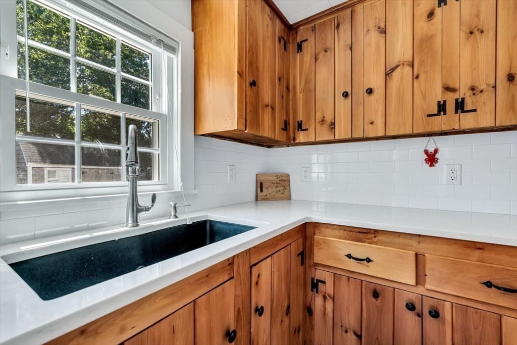 Single Family Residence at 3 Danbury Street, Yarmouth MA 02664, Yarmouth, photo 22 of 42