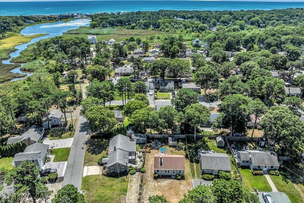 3 Danbury Street, Yarmouth MA 02664