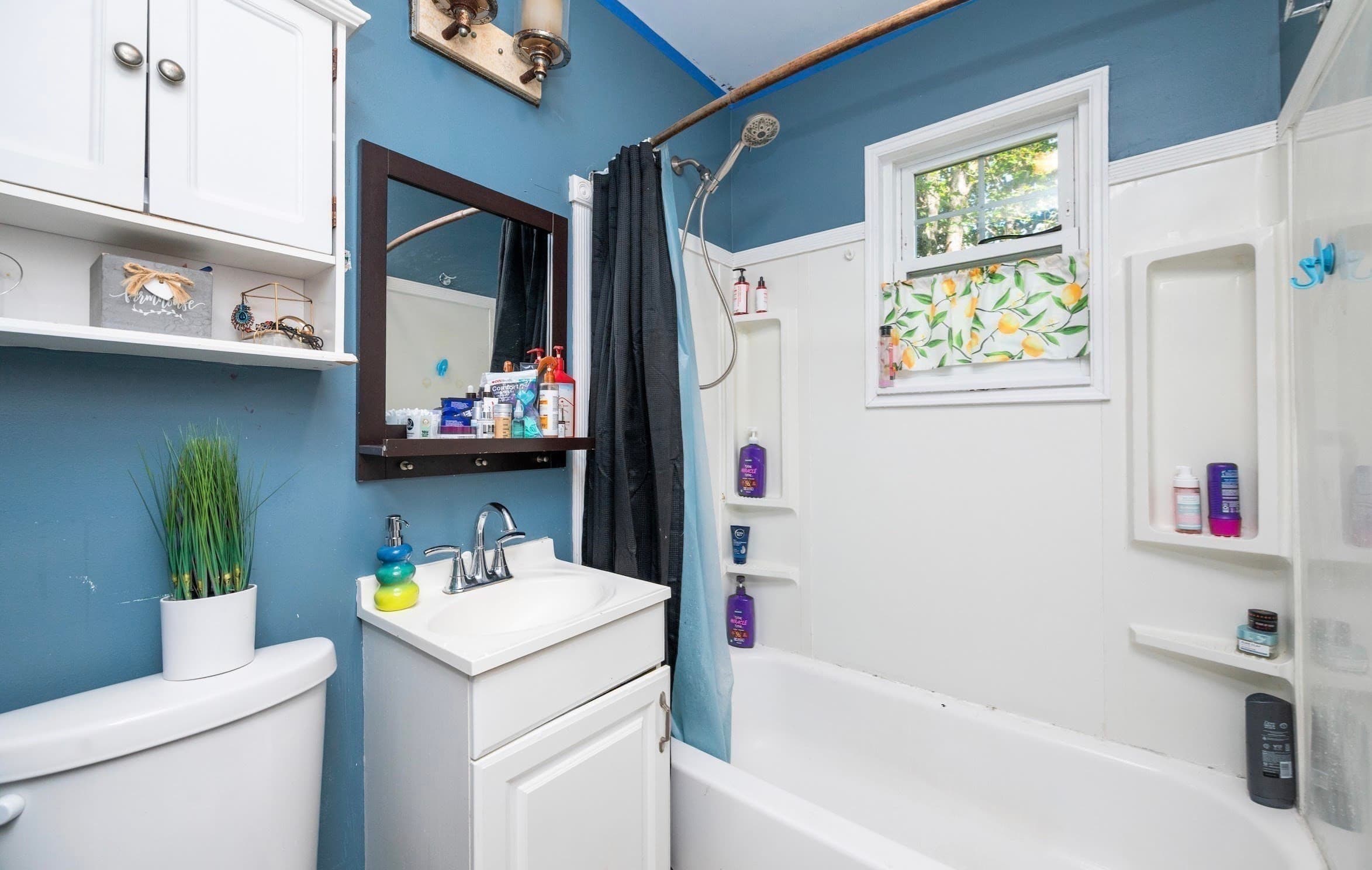 Single Family Residence at 8 Wickman Dr, Gardner MA 01440, Gardner, photo 13 of 23