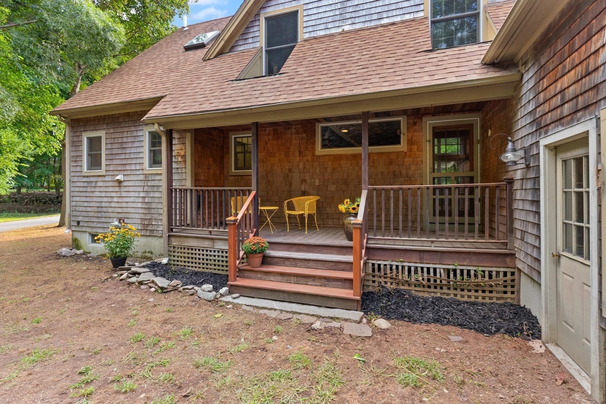 Single Family Residence at 225 Westford St, Chelmsford MA 01824, Chelmsford, photo 8 of 39